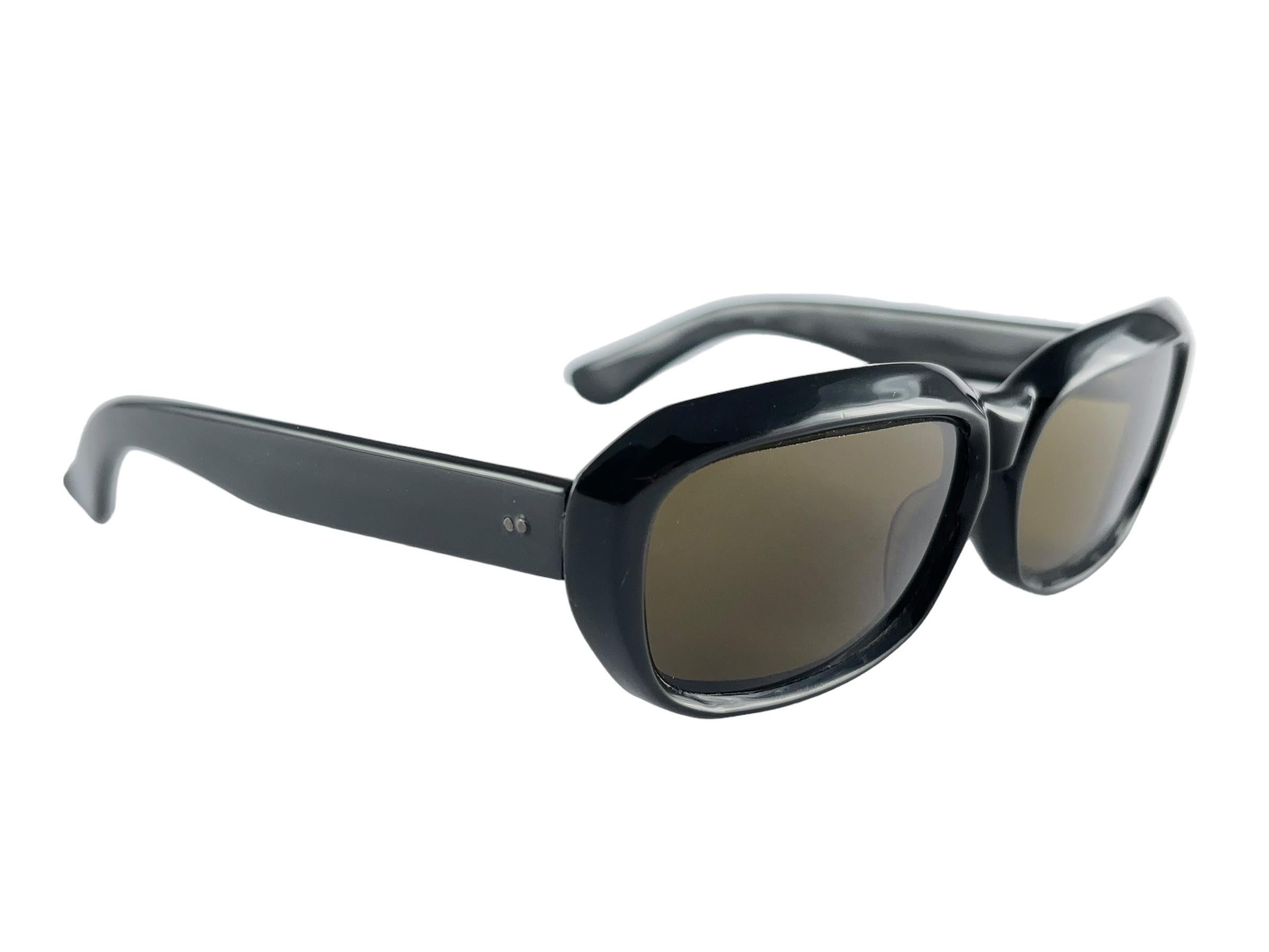 Mint Vintage Midcentury Schwarz Rechteckige Sonnenbrille 1960'S im Zustand „Hervorragend“ im Angebot in Baleares, Baleares