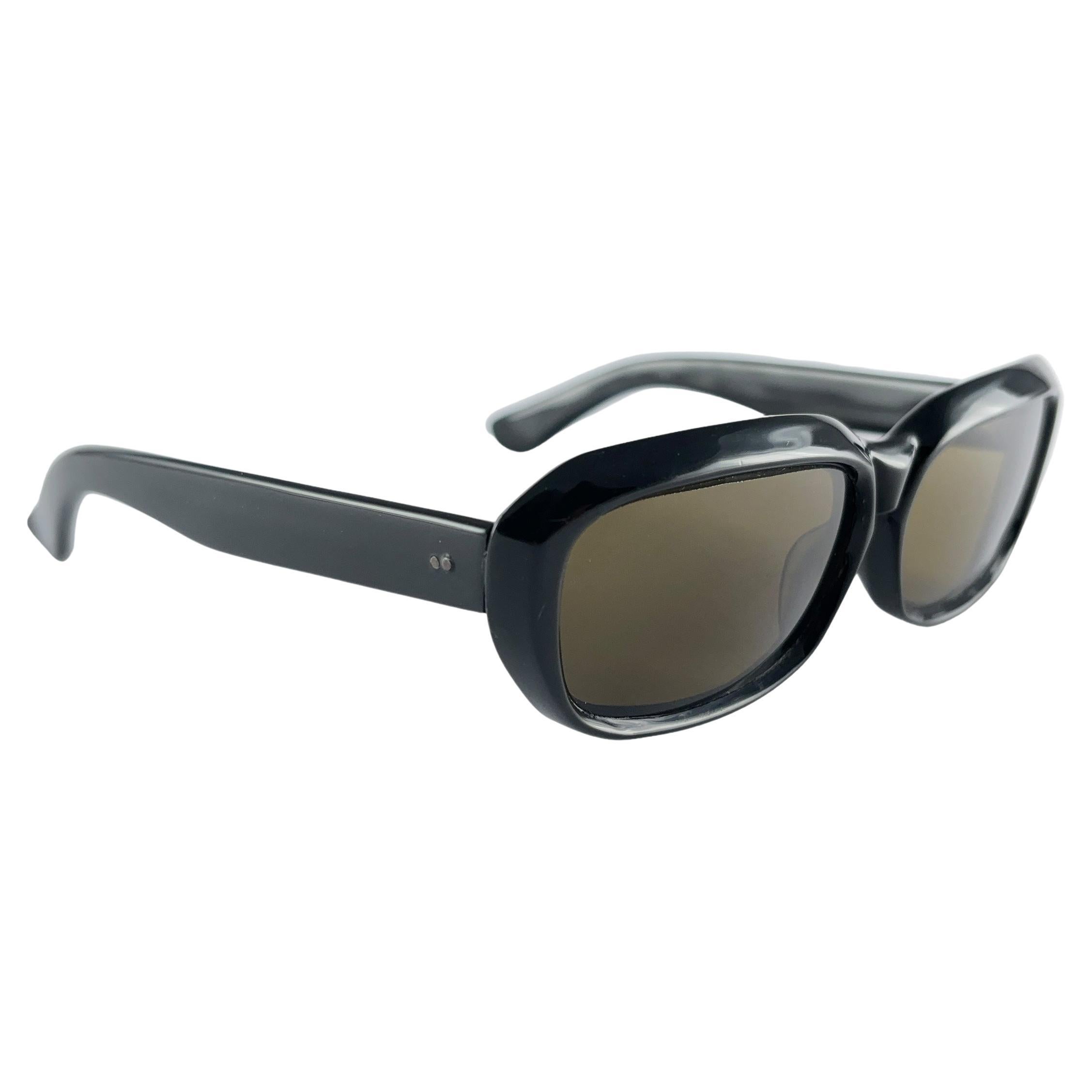 Mint Vintage Midcentury Schwarz Rechteckige Sonnenbrille 1960'S im Angebot