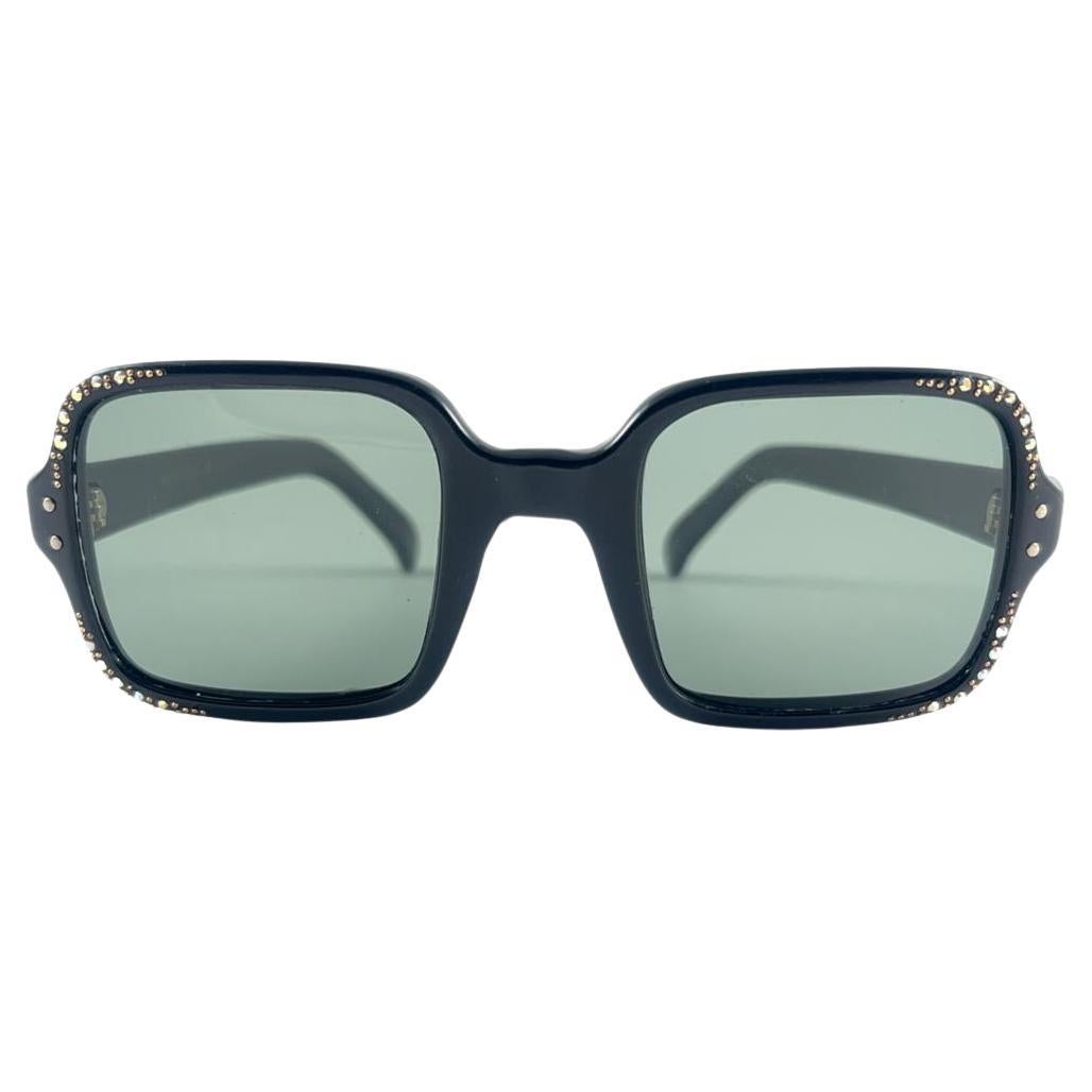 Mint Vintage Midcentury Black Square Grey Lenses Frame 60's Sunglasses France en vente