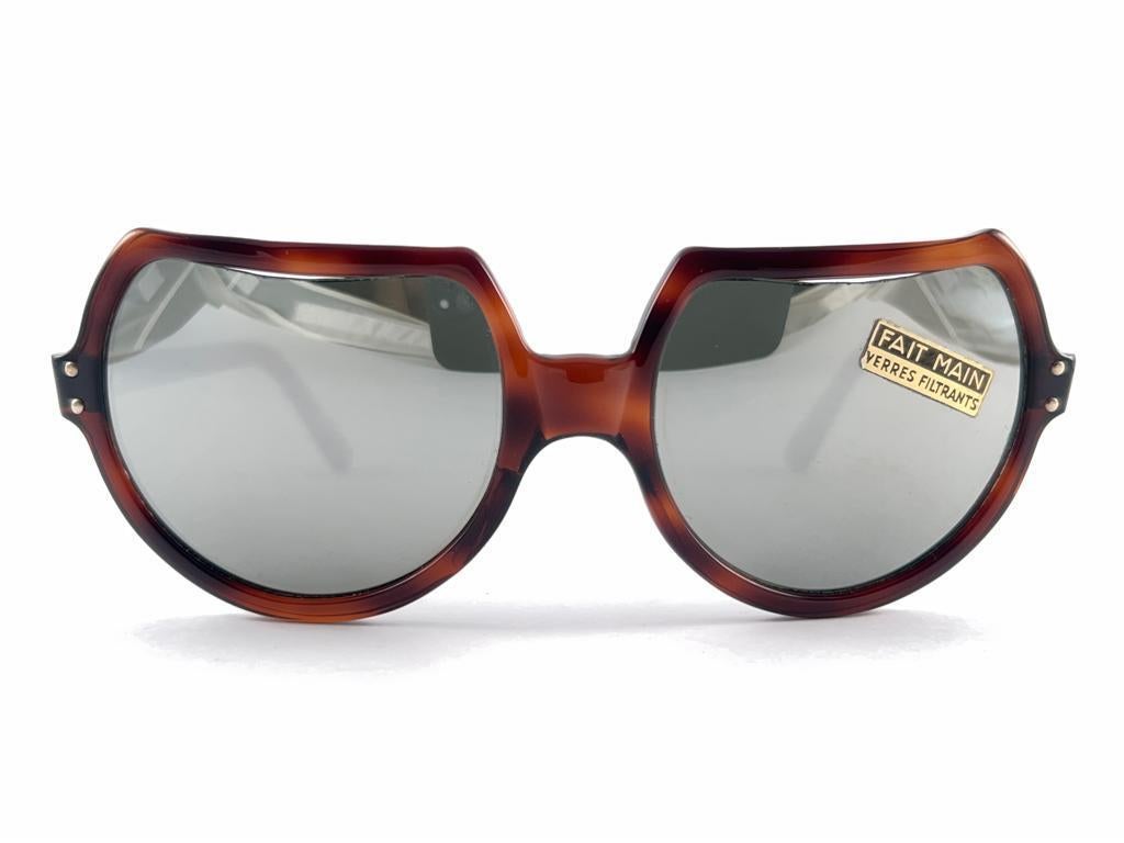 New Vintage Midcentury Tortoise Lenses Mirrored Frame 60's Sunglasses France en vente 9