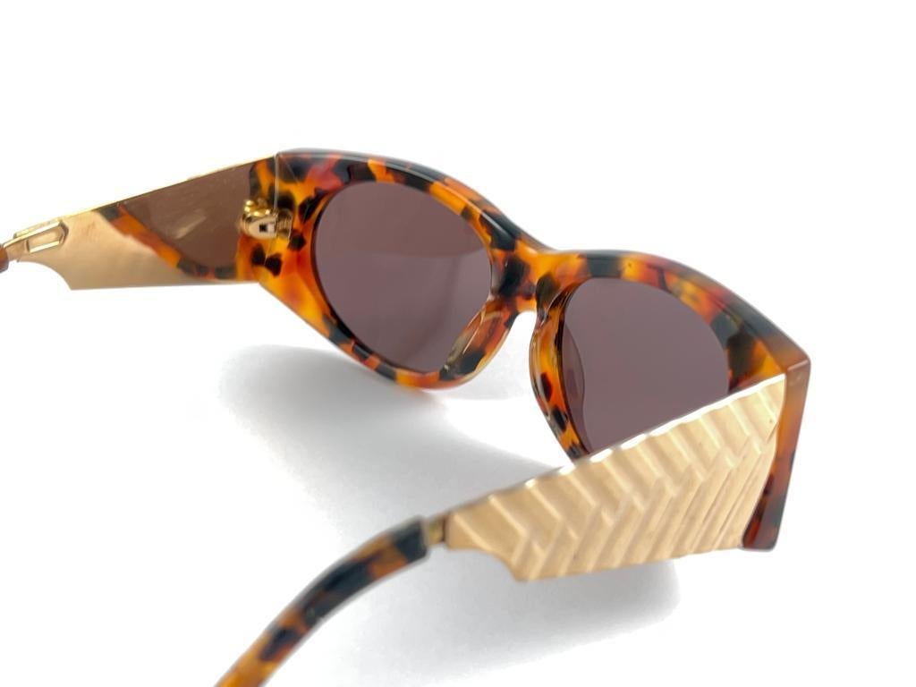 Mint Vintage Montana Tortoise & Gold Handmade in France Sunglasses 1980's For Sale 3