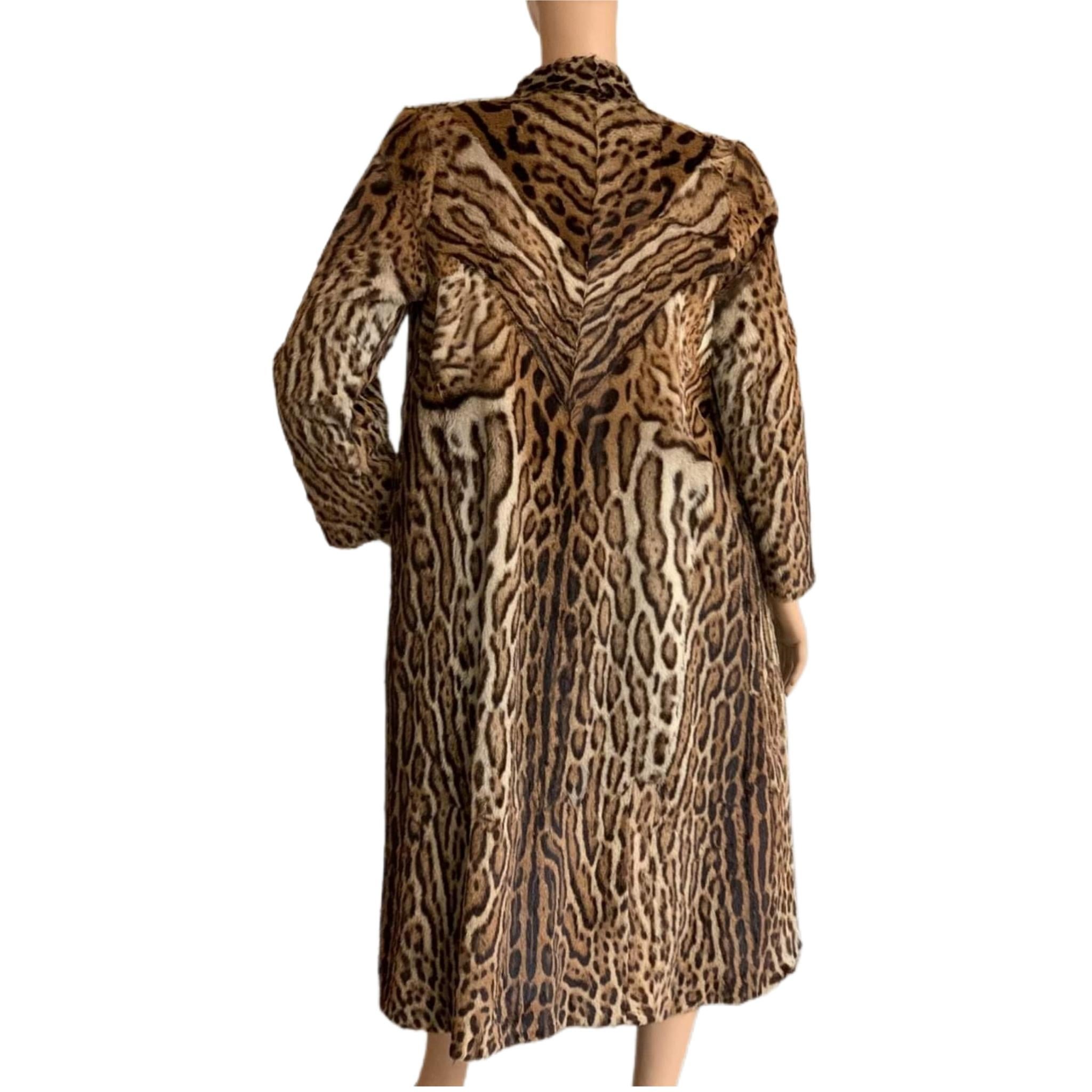 Manteau de fourrure Vintage Ocelot taille 8 *****Vault non utilisé non défectueux Pour femmes en vente