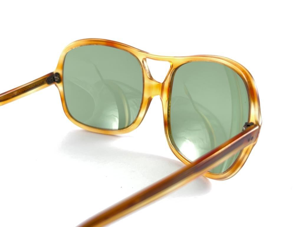 Mint Vintage Oversized Translucent  1970'S Sunglasses For Sale 8