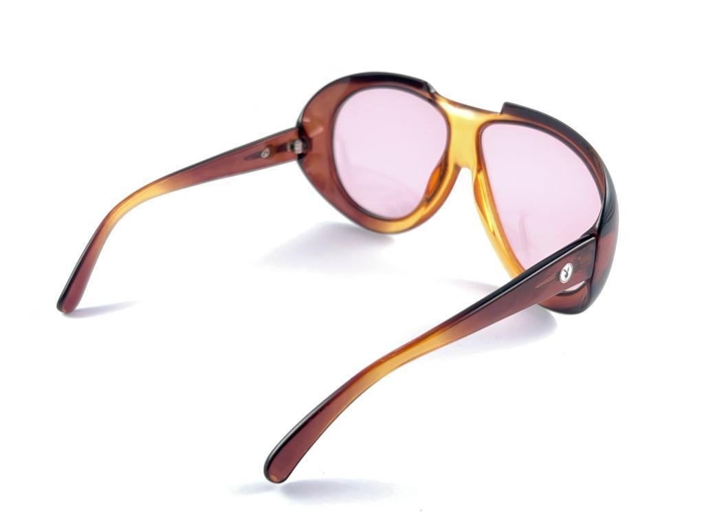 Mint Vintage Playboy Optyl Ombre Amber Oversized Optyl Sunglasses In Excellent Condition In Baleares, Baleares