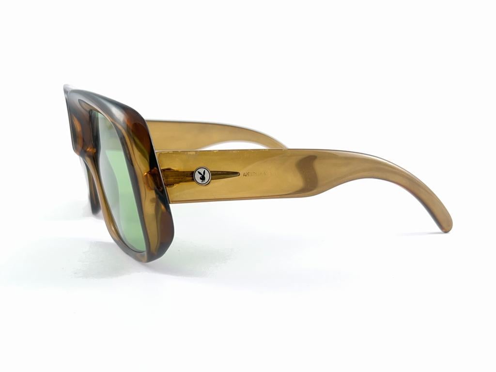 Mint Vintage Playboy Optyl Translucent Oversized Sunglasses 70's Made in Austria en vente 1