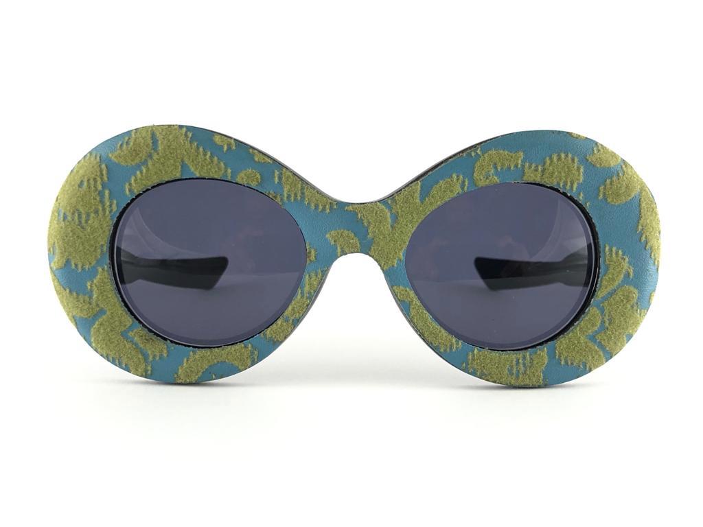 Mint Vintage Pompeii Turquoise Fabric Made in Italy Sunglasses, 1960   For Sale 2