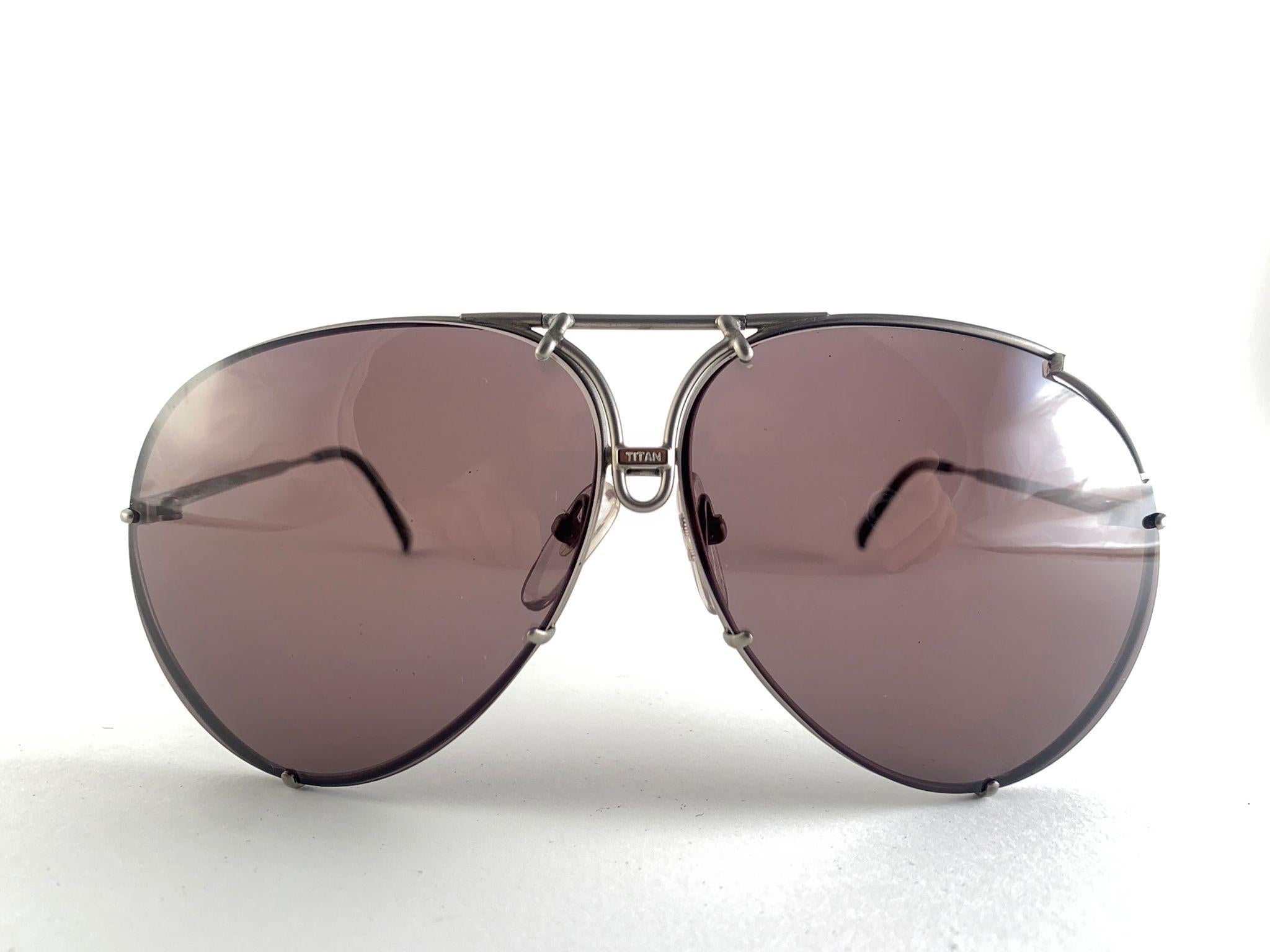 Mint Vintage Porsche Design By Carrera 5621 Titan Matte Large Sunglasses Austria en vente 5