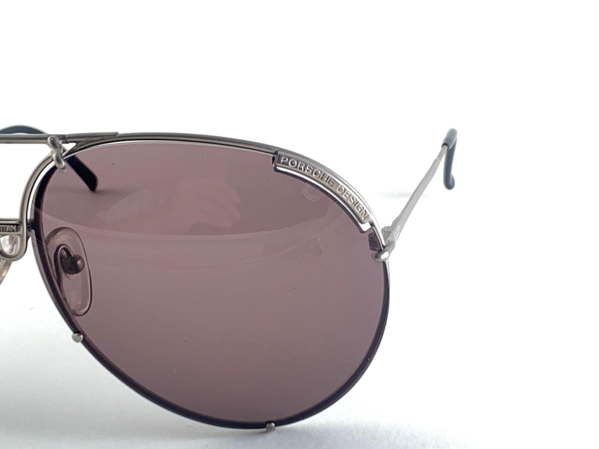 Gris Mint Vintage Porsche Design By Carrera 5621 Titan Matte Large Sunglasses Austria en vente