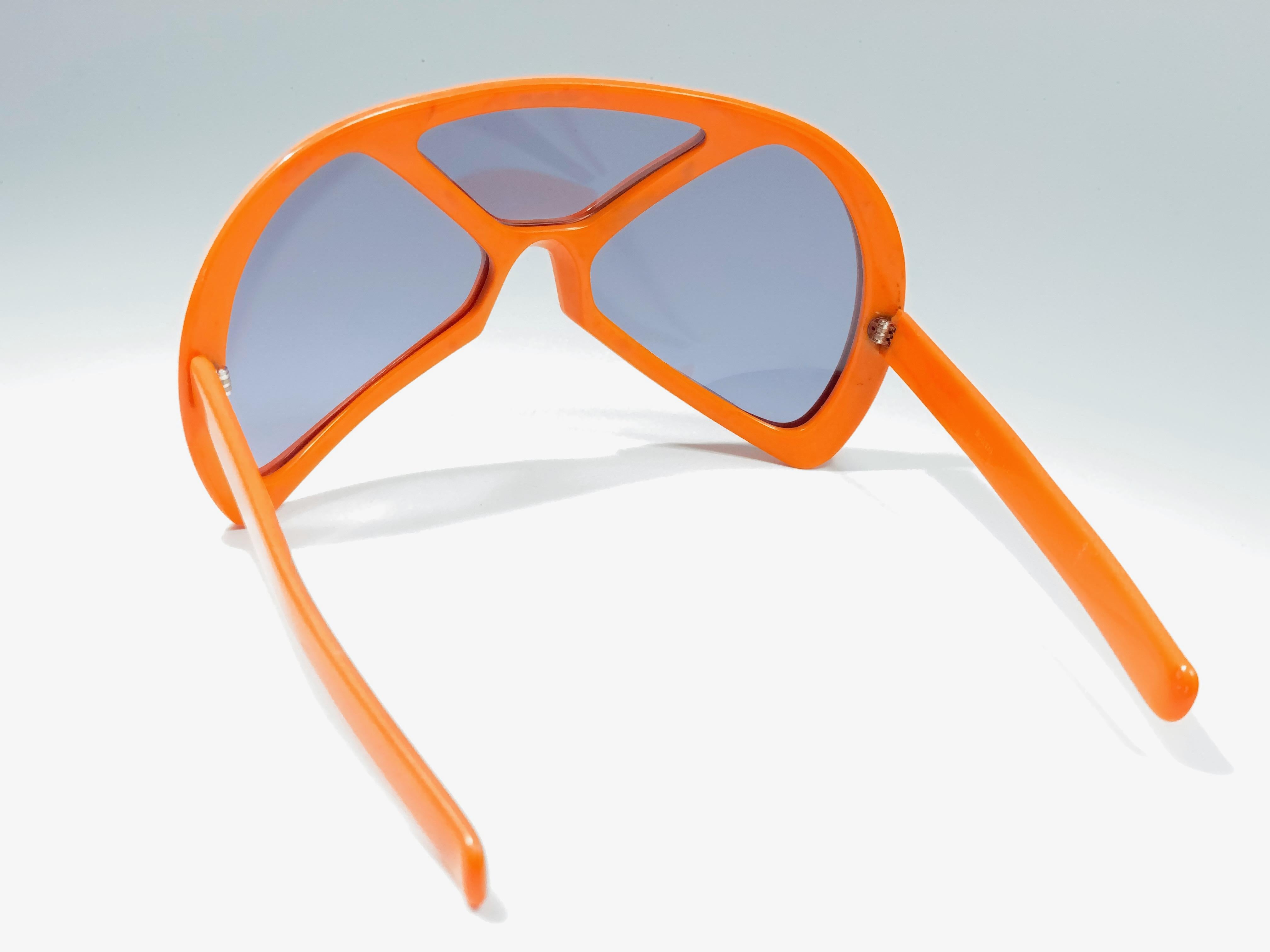 Mint Vintage Rare Silhouette Futura 570 Orange Collector Item 1970 Lunettes de soleil  Neuf - En vente à Baleares, Baleares