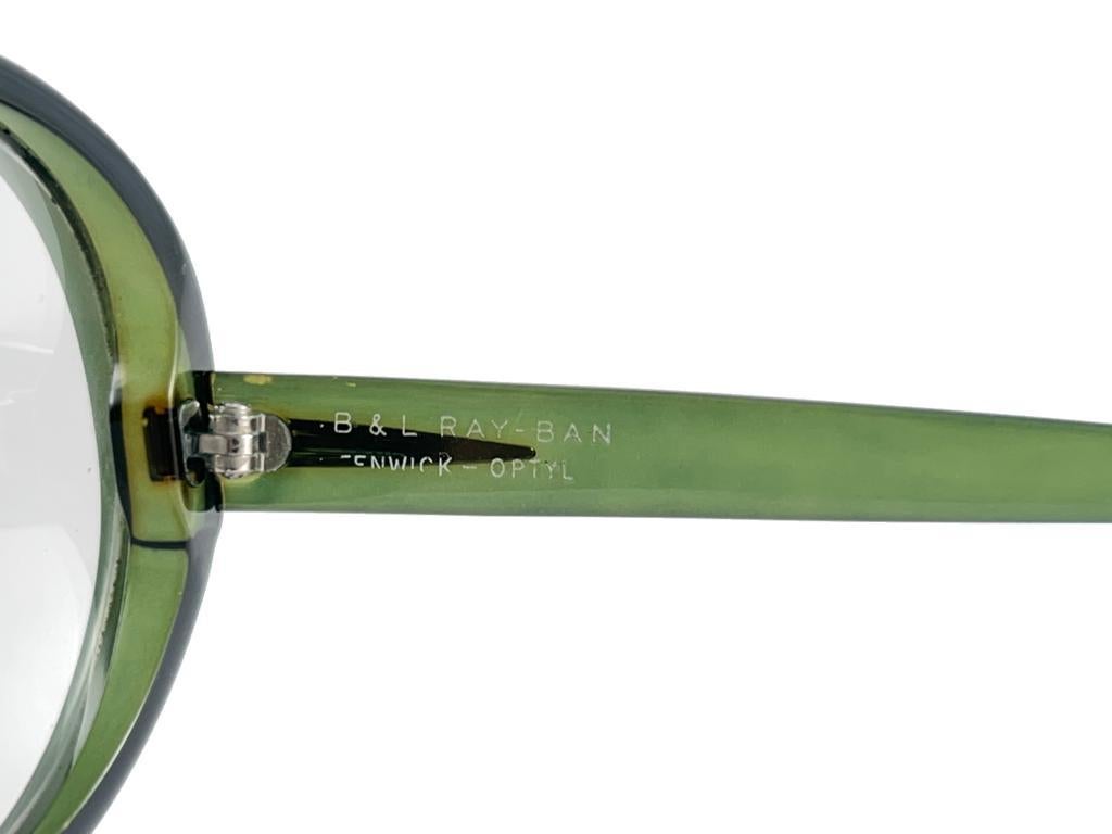 Ray Ban B&L Fenwick Mint Vintage  Grüne Optyl-Sonnenbrille, hergestellt in Kanada im Angebot 5