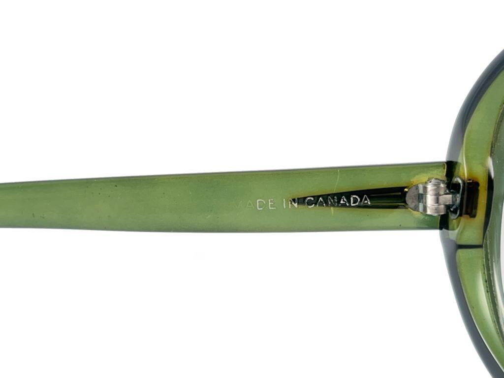 Ray Ban B&L Fenwick Mint Vintage  Grüne Optyl-Sonnenbrille, hergestellt in Kanada im Angebot 4