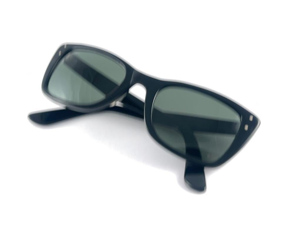 Mint Vintage Ray-Ban Caribbean 1960's Midcentury Grey Lenses Usa B&L Sunglasses en vente 6