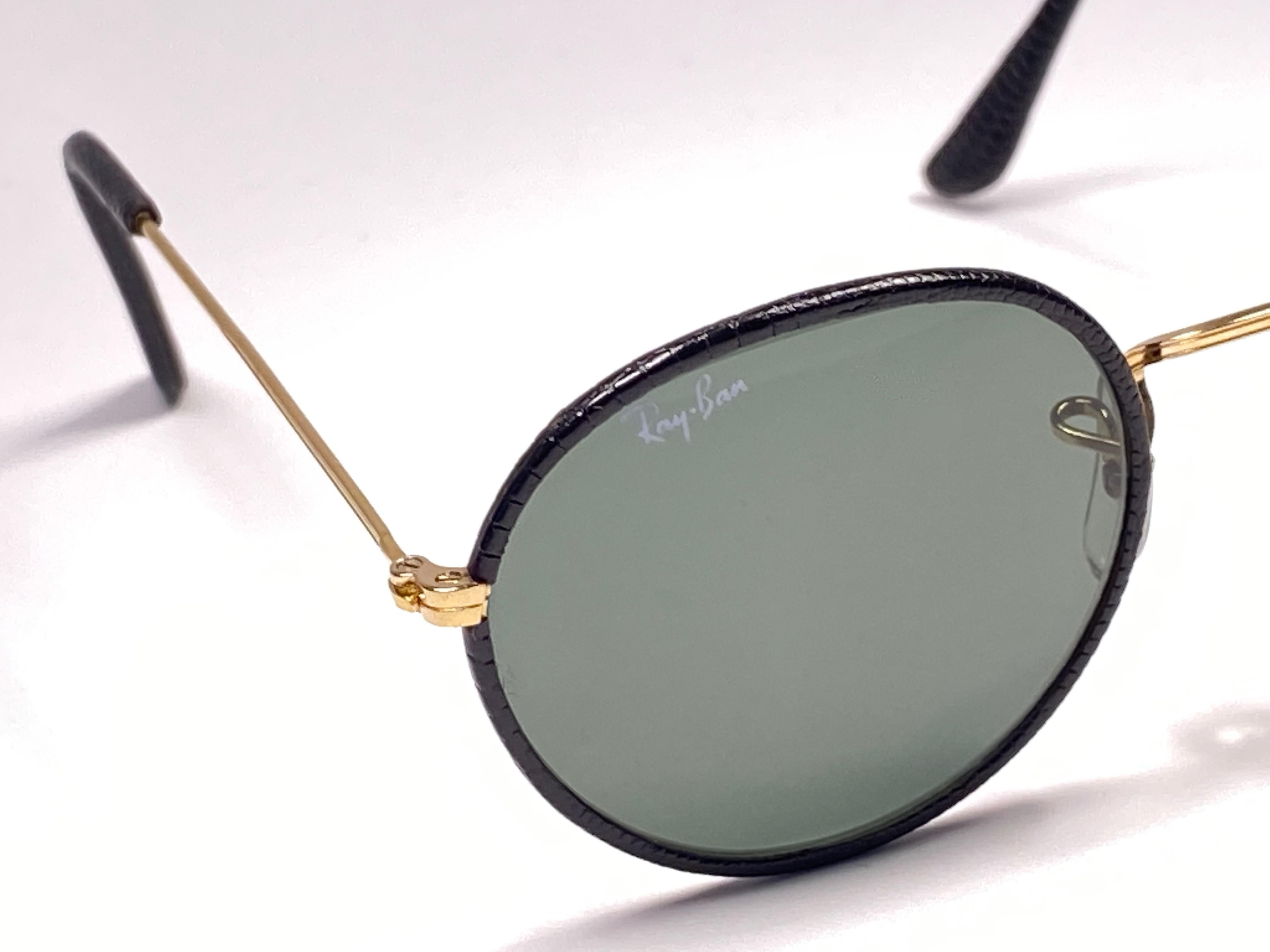 Nero Ray Ban vintage di zecca con lenti tonde nere G15  Occhiali da sole B&L anni 80 in vendita