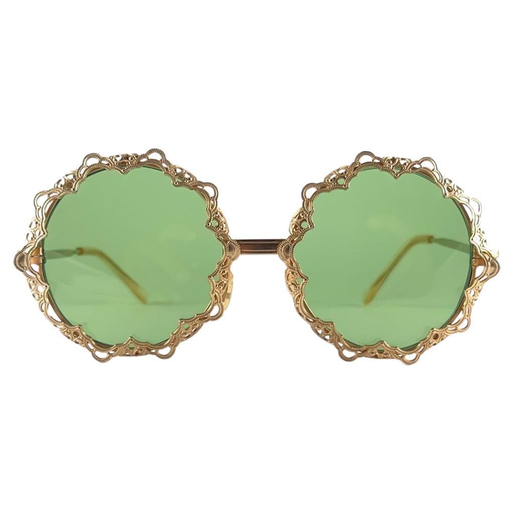 Mint Vintage Round Gold Frame Medium Green Lenses 1960'S Made In Italy For Sale