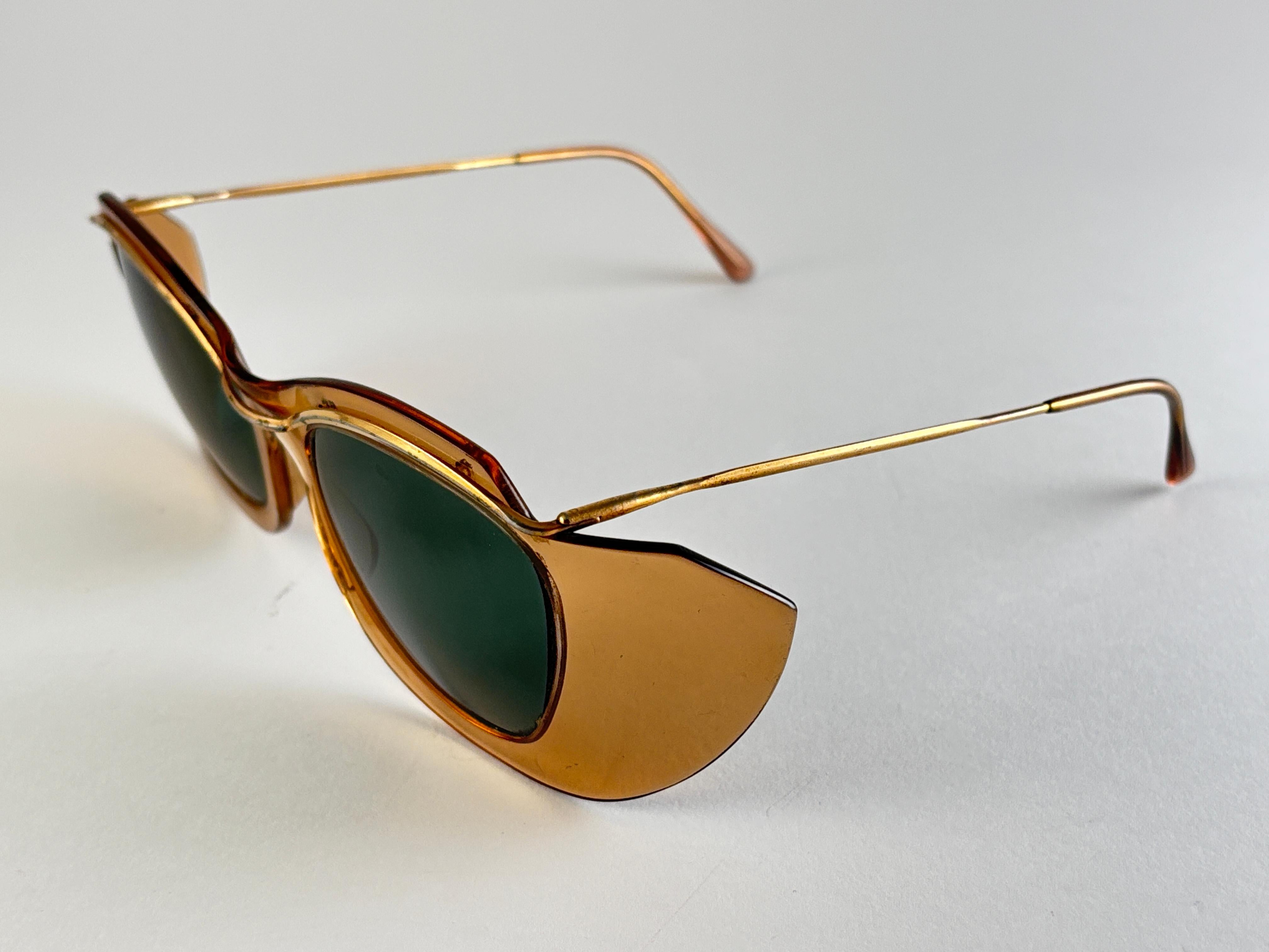 Mint Vintage Sol Amor Bernstein Grau Gläser Maske Frame Sonnenbrillen 60er Jahre Frankreich für Damen oder Herren im Angebot