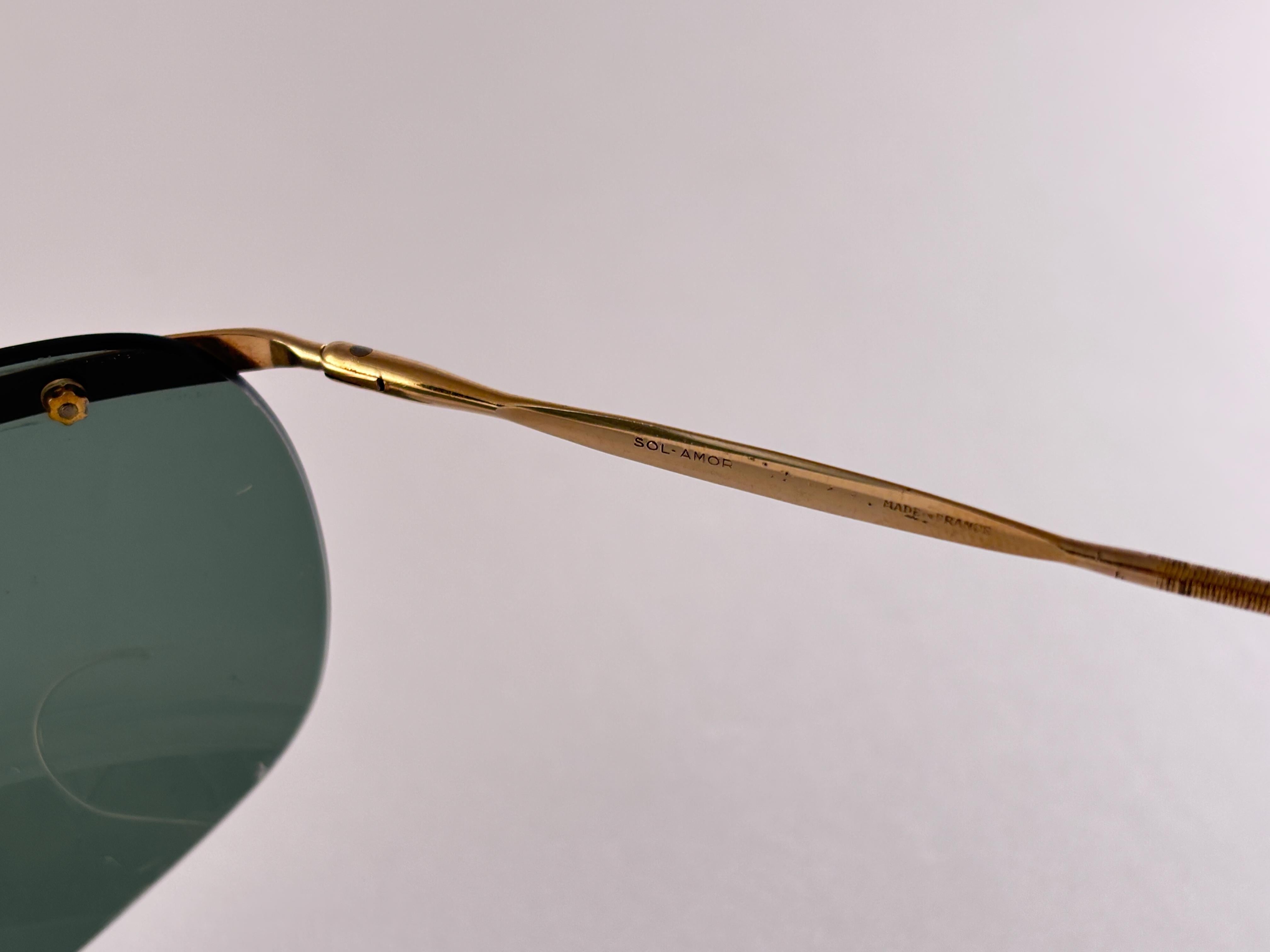 Mint Vintage Sol Amor Gold Grün Objektiv Rimless Wrap Frame Sonnenbrillen 60er Jahre Frankreich im Zustand „Gut“ im Angebot in Baleares, Baleares