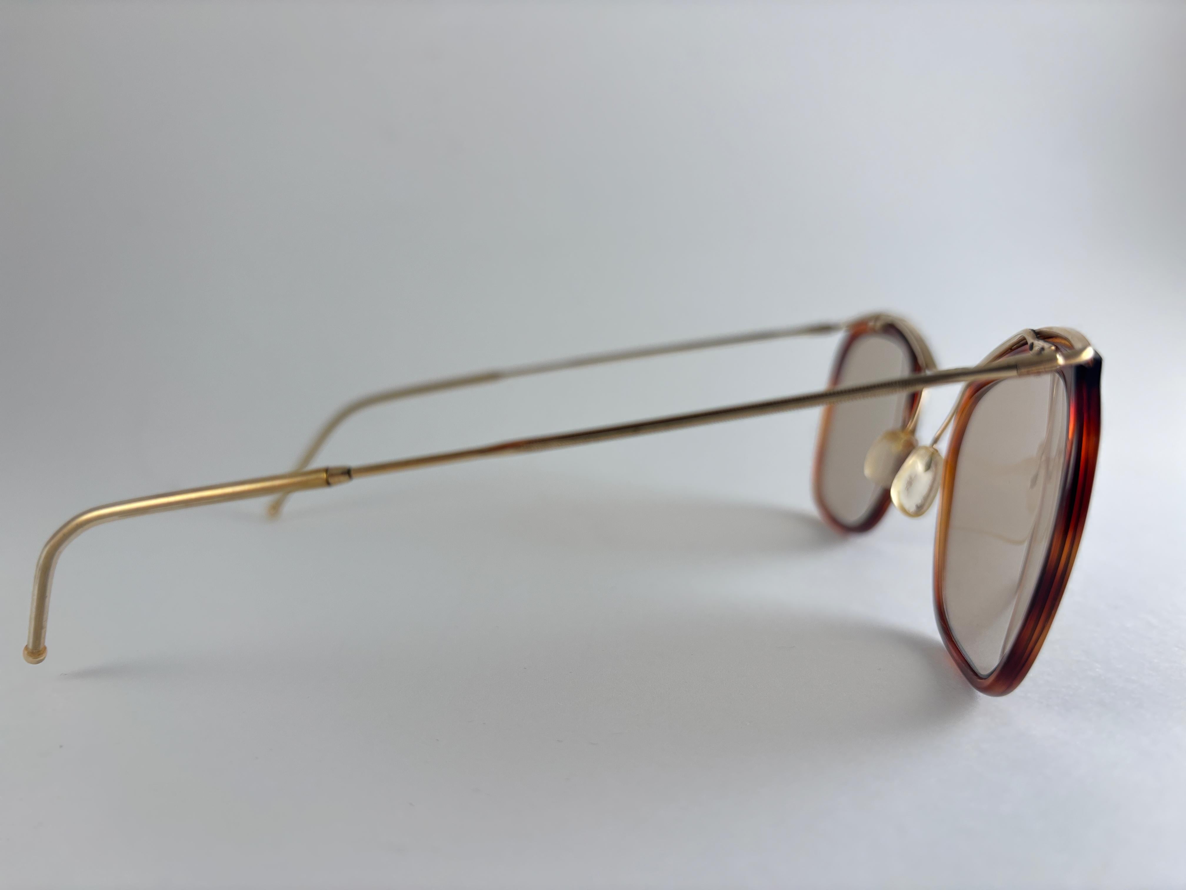 Mint Vintage Sol Amor Kleine Schildkröte & Gold Frame Sonnenbrillen 1960er Jahre Frankreich im Angebot 4