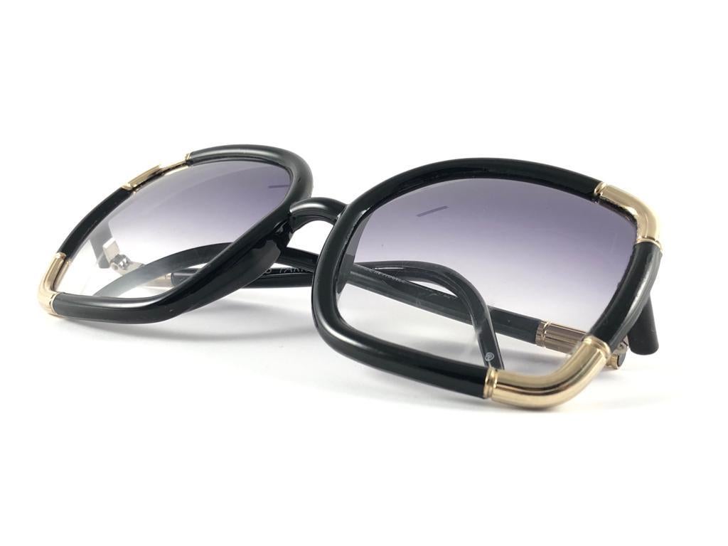 Mint  Vintage Ted Lapidus Paris TL 07 06 Gold & Black 1970 Sunglasses 5