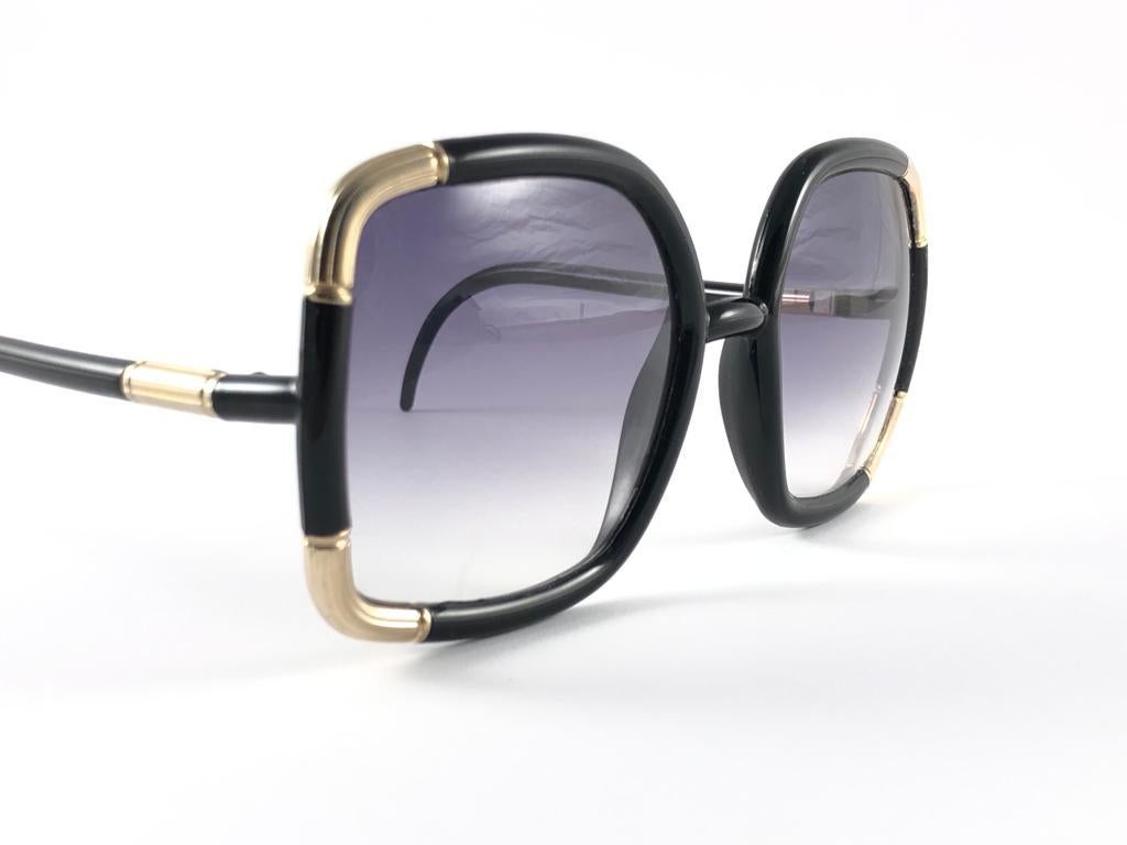 Gray Mint  Vintage Ted Lapidus Paris TL 07 06 Gold & Black 1970 Sunglasses