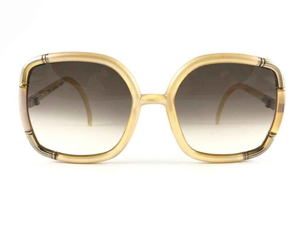 Mint  Vintage Ted Lapidus Paris TL Gold & Beige 1970 Sunglasses For Sale 6