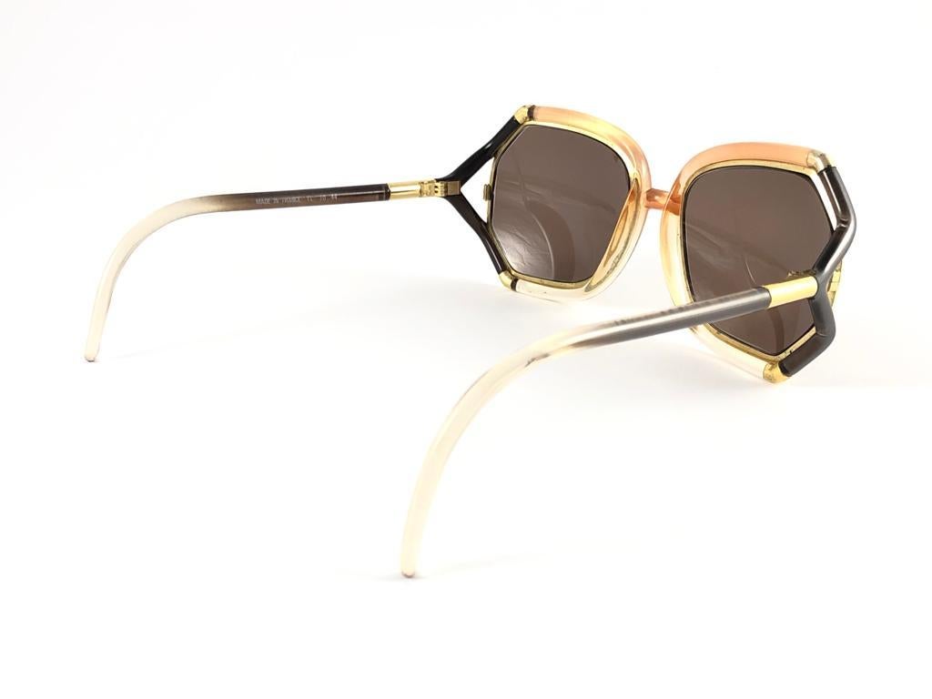 Mint  Vintage Ted Lapidus Paris TL Rose Gold & Beige 1970 Sunglasses In Excellent Condition In Baleares, Baleares