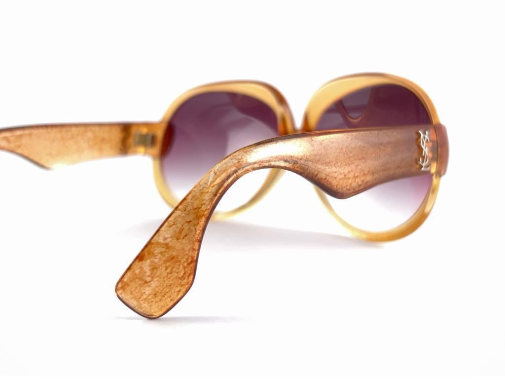 Mint Vintage Yves Saint Laurent YSL 543 Translucent Amber 70s France Sunglasses  For Sale 1