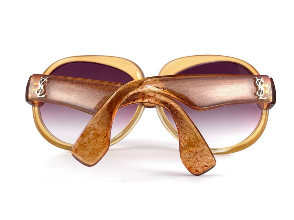Mint Vintage Yves Saint Laurent YSL 543 Translucent Amber 70s France Sunglasses  For Sale 5