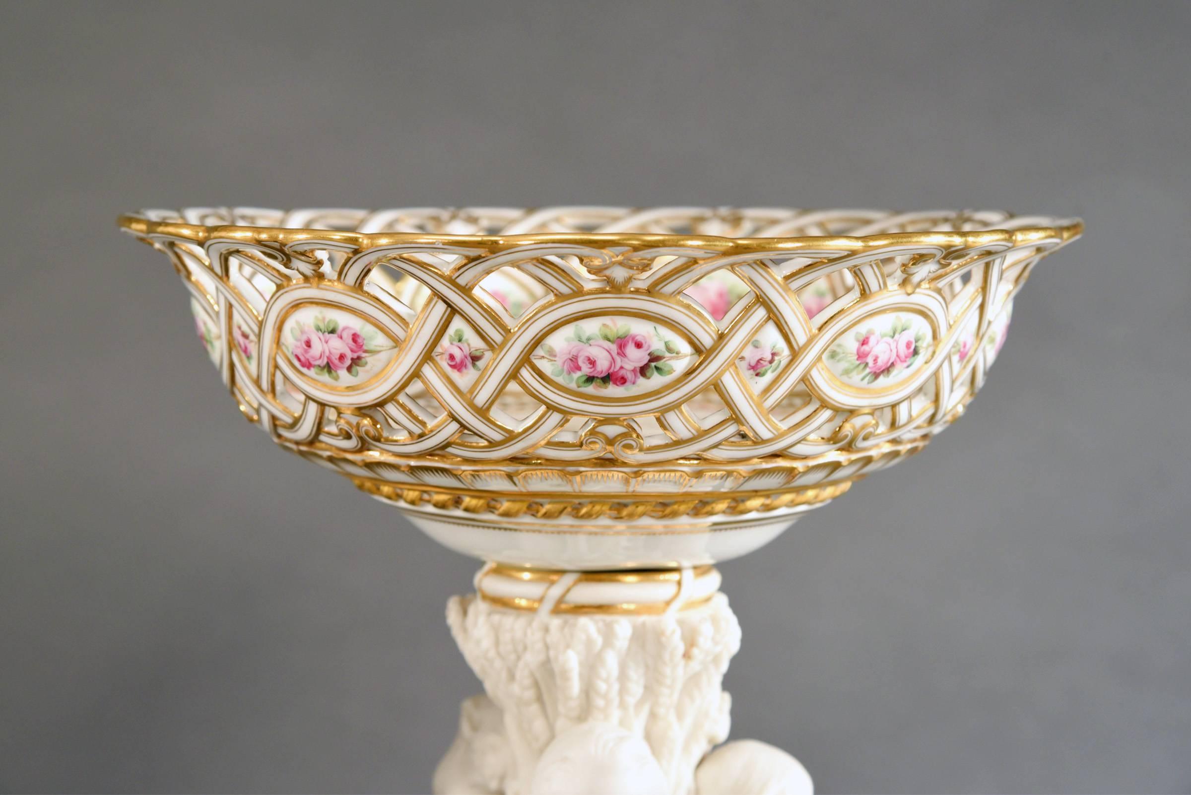 Minton 19th C Gilt Dessert Service 15 Pc. W/ Parian Figures Hand Painted Roses In Excellent Condition For Sale In Great Barrington, MA