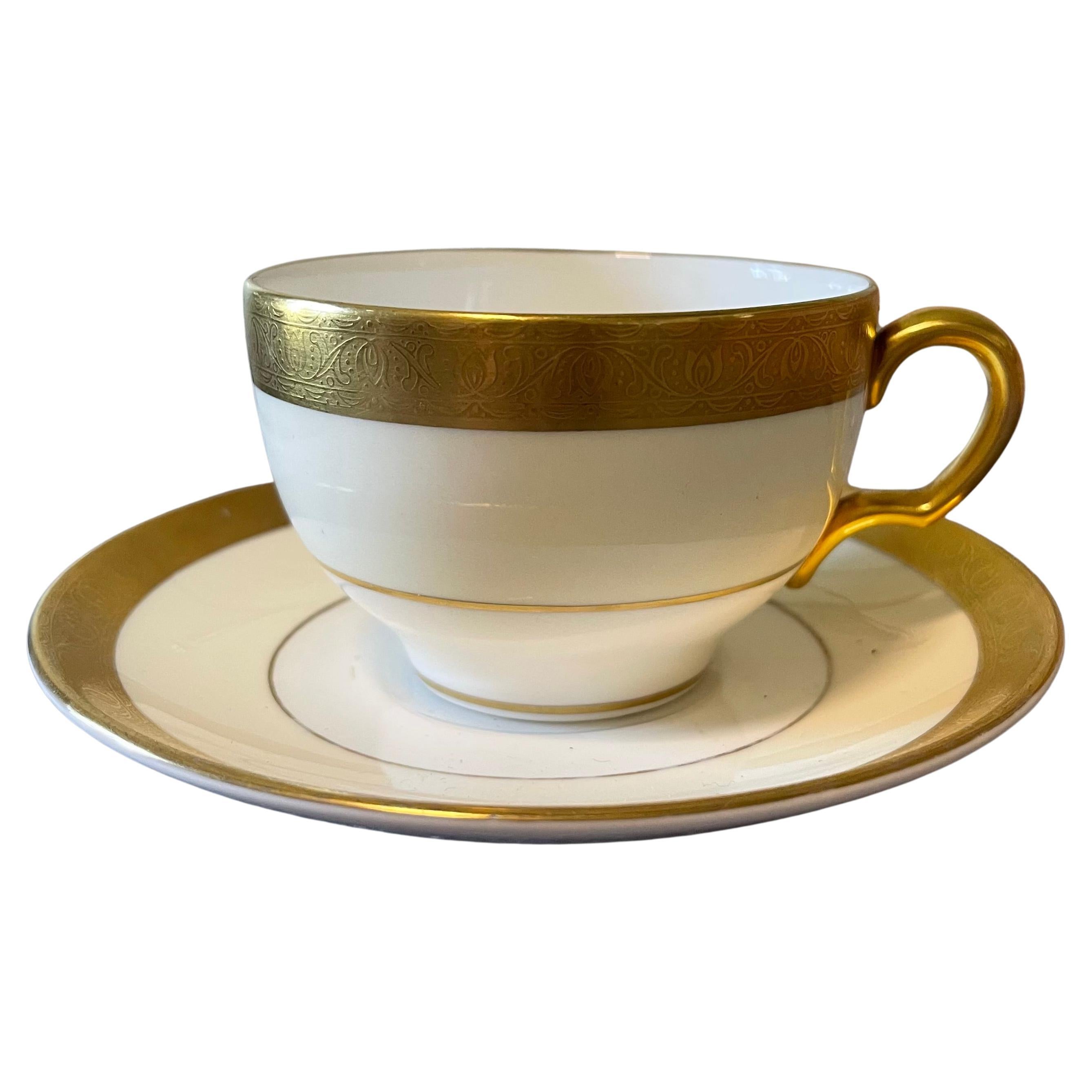 Minton 'Buckingham' 12 Tea Cups and saucers For Sale