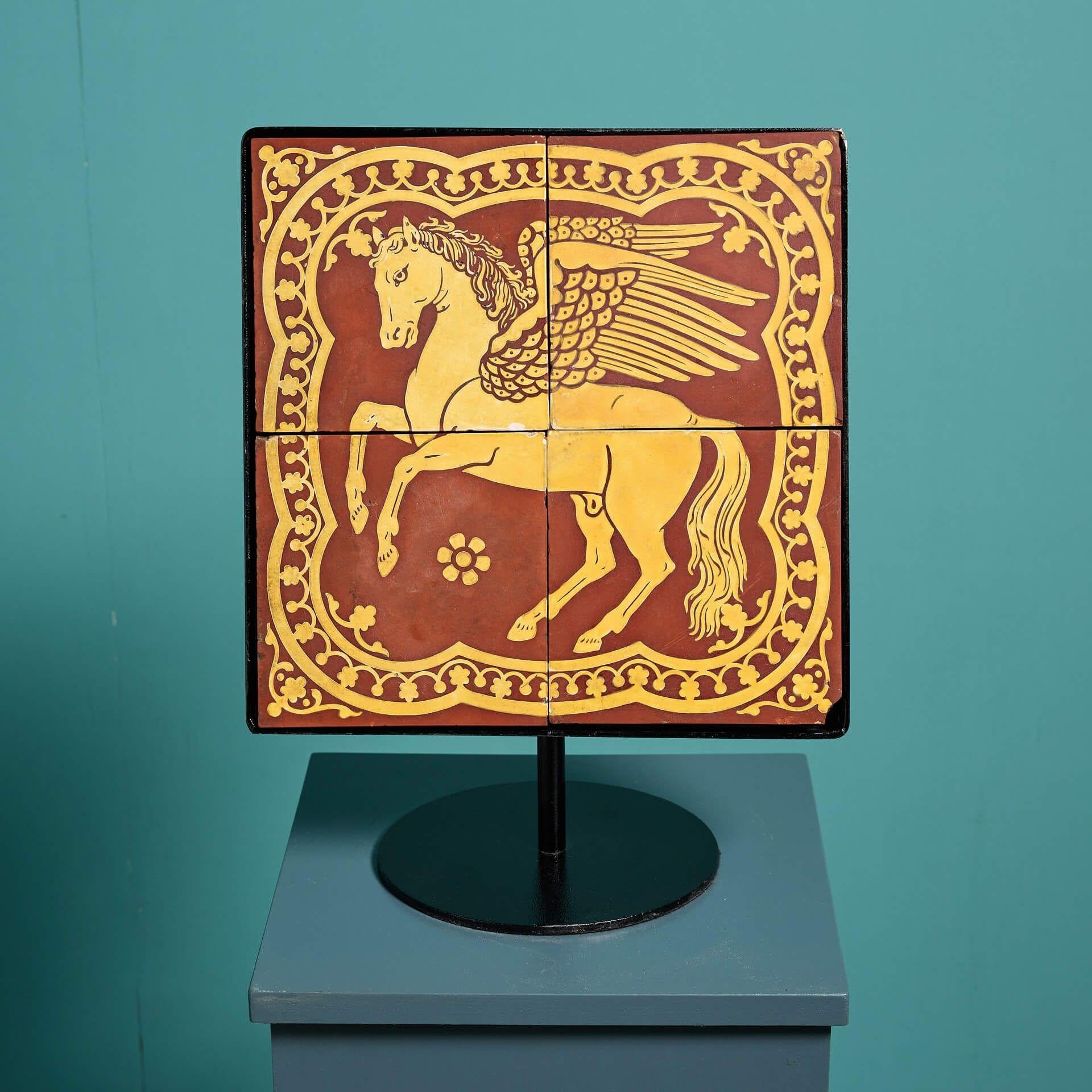 Inglese Pannello di piastrelle Pegasus ad encausto di Minton & Co in vendita