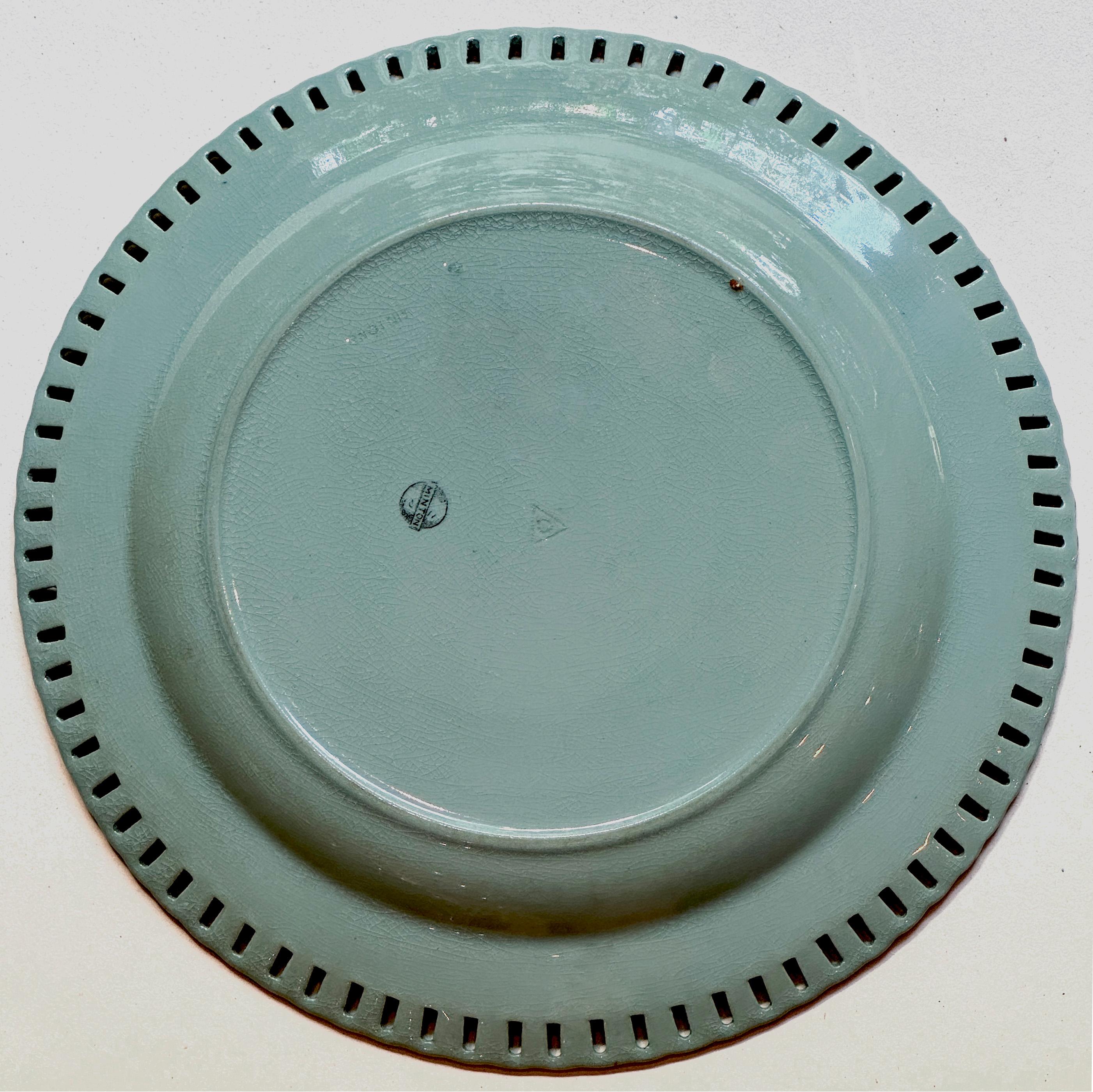 Mouvement esthétique Assiette de collection Minton par Gustave Léonce, canard endormi, Aesthetic Movement, 1878 en vente