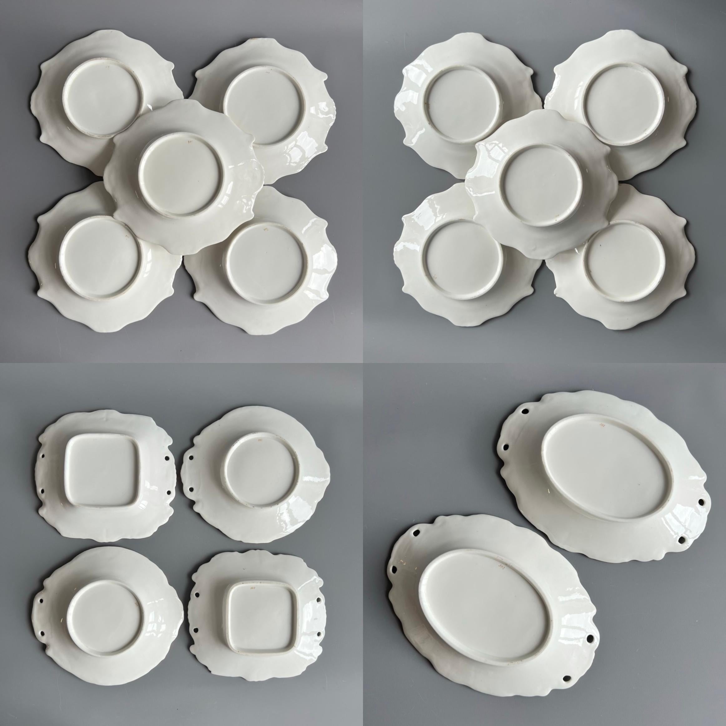Minton Dessert Service, Inverted Shell White with Monochrome Flowers, ca 1830 For Sale 10