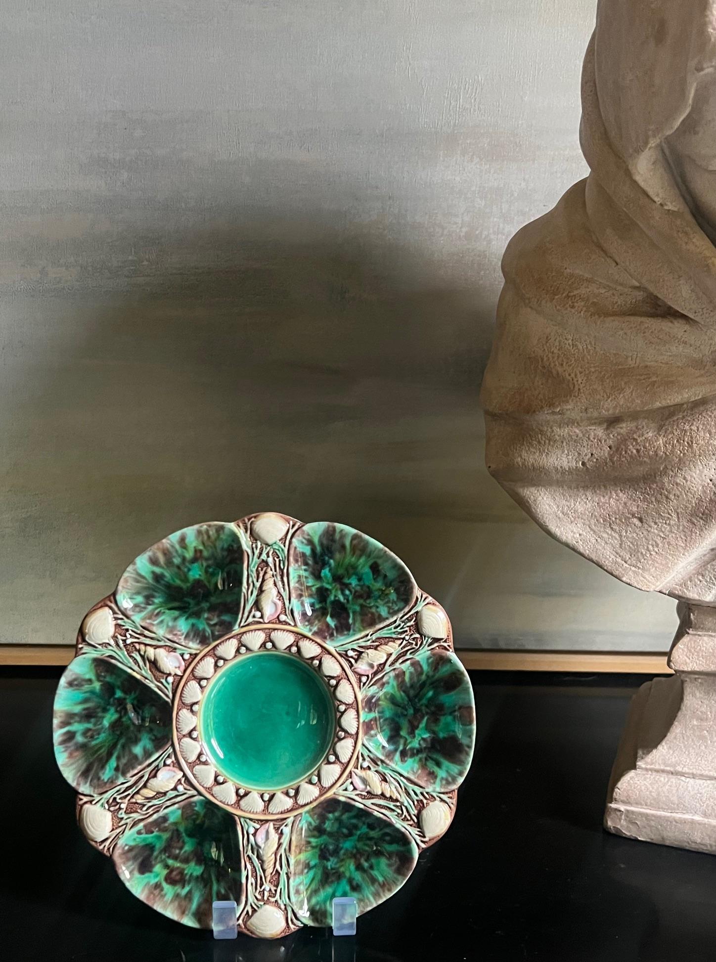 Minton Smaragdgrüner Austernteller, um 1873 (Englisch) im Angebot