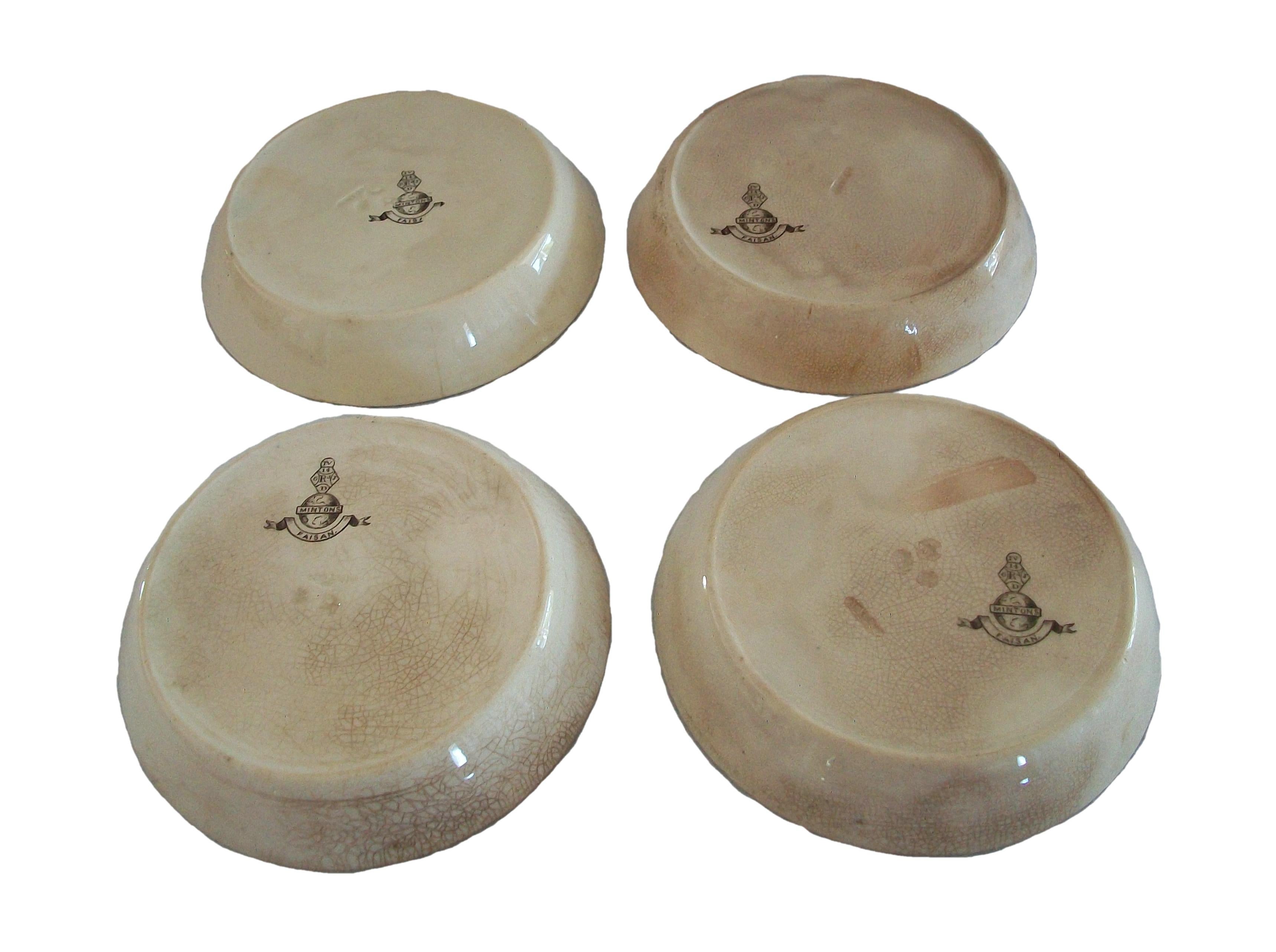 Ceramic Minton, 'Faisan', Aesthetic Movement Tea Cups & Saucers, U.K., Circa 1880 For Sale