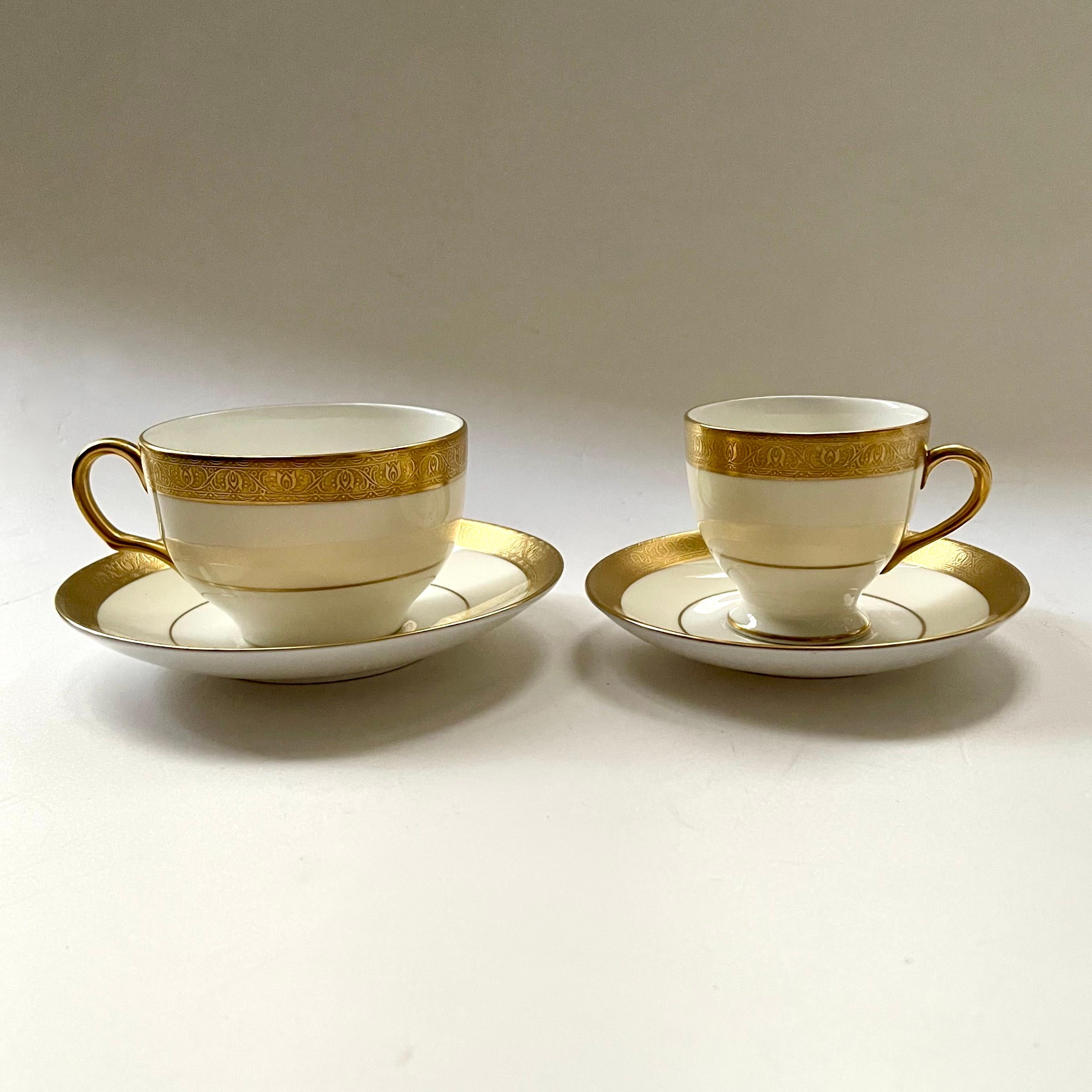 Porcelain Minton Fine Bone China Gold Plated 115 Piece Buckingham Dinner Service