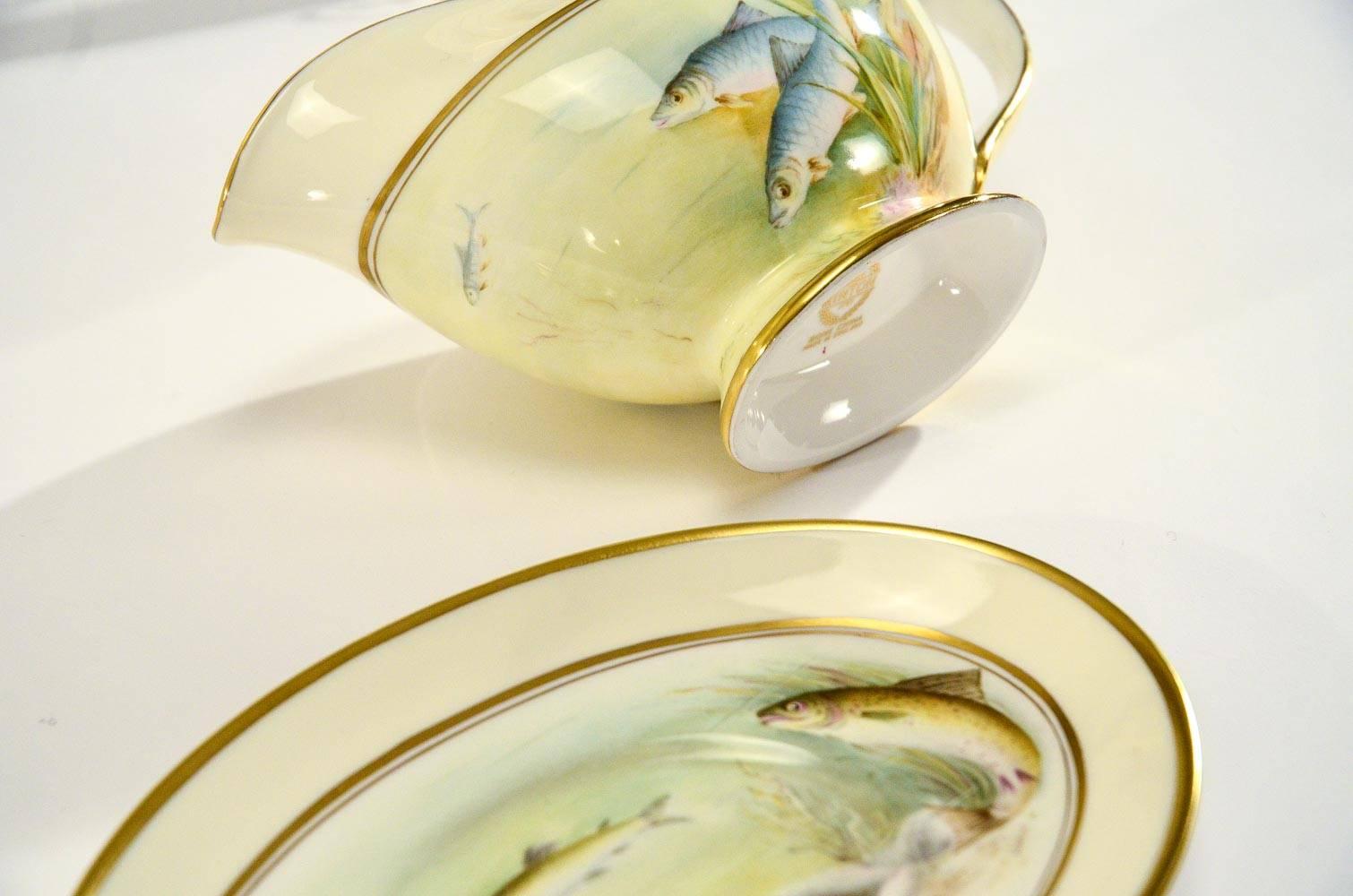 Minton Hand Painted Artist Signed Fish Service with Platter, 12 Plates and Gravy For Sale 4