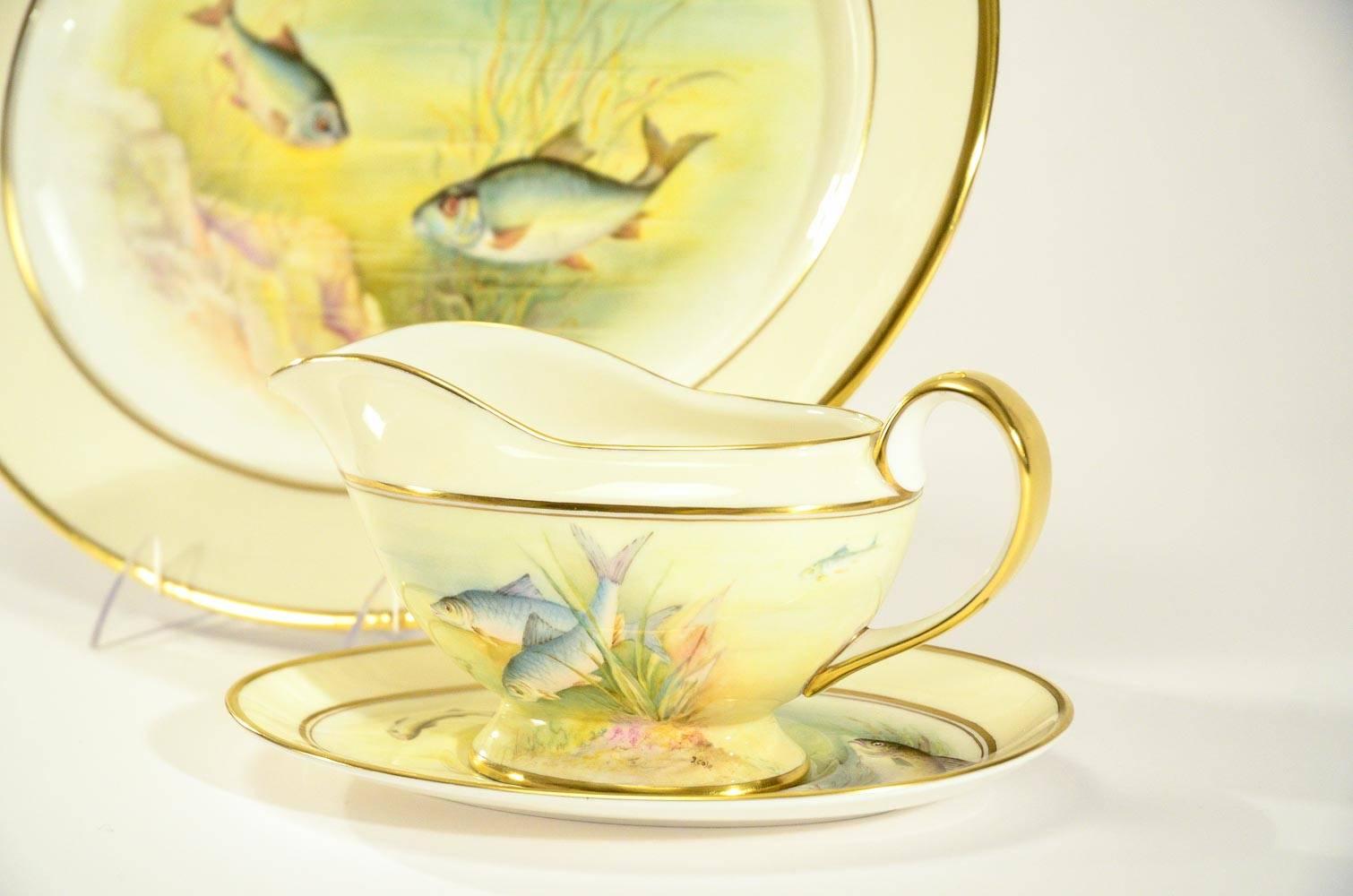 Minton Hand Painted Artist Signed Fish Service with Platter, 12 Plates and Gravy For Sale 8