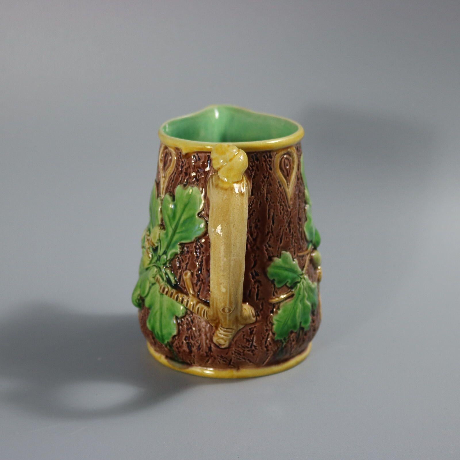 Brocca/pentola in maiolica di Minton con ghianda e lumaca In condizioni buone in vendita a Chelmsford, Essex