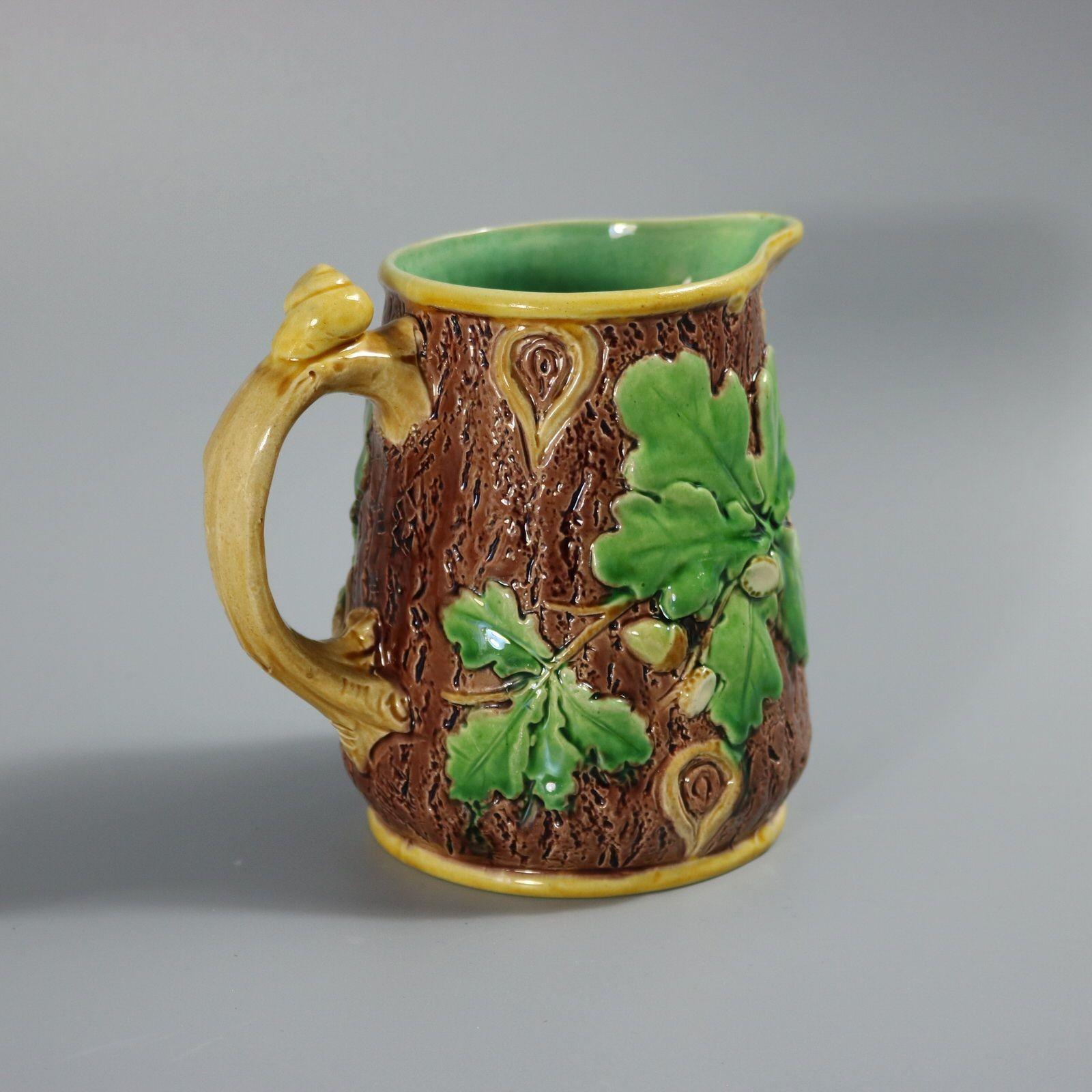 Metà XIX secolo Brocca/pentola in maiolica di Minton con ghianda e lumaca in vendita