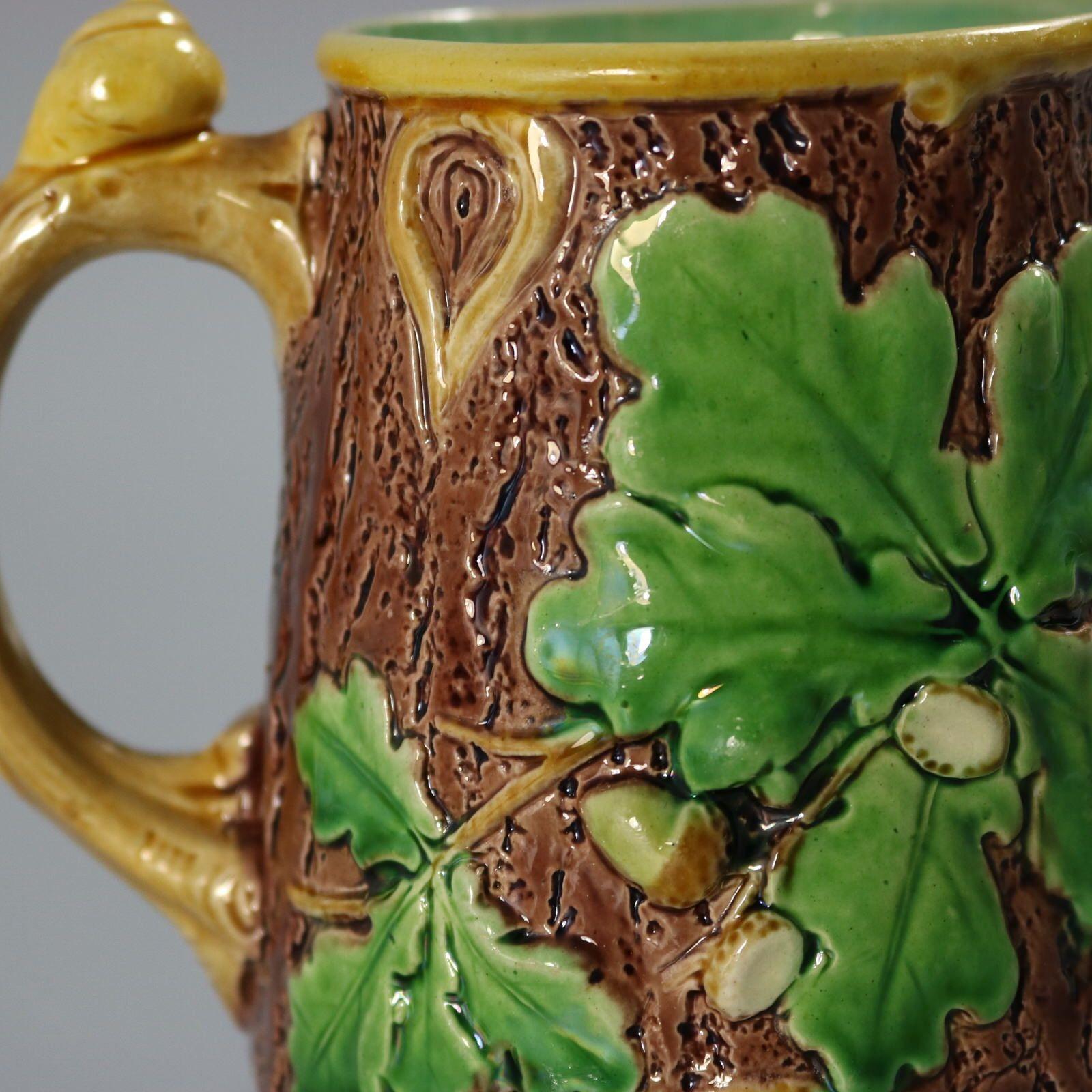 Brocca/pentola in maiolica di Minton con ghianda e lumaca in vendita 4