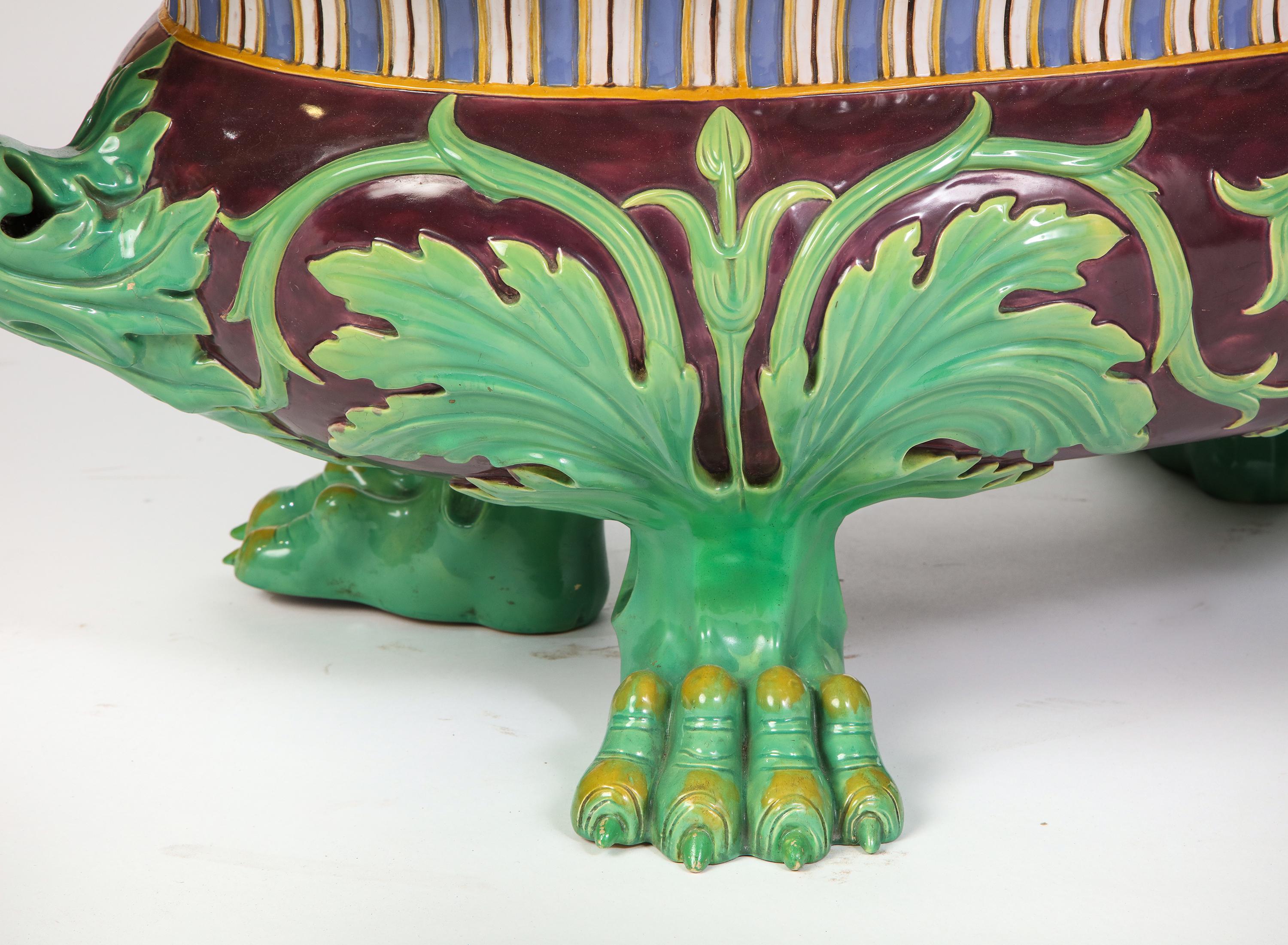Minton Majolica Aubergine-Ground 'Marochetti' Cistern, Mid-19th Century For Sale 5