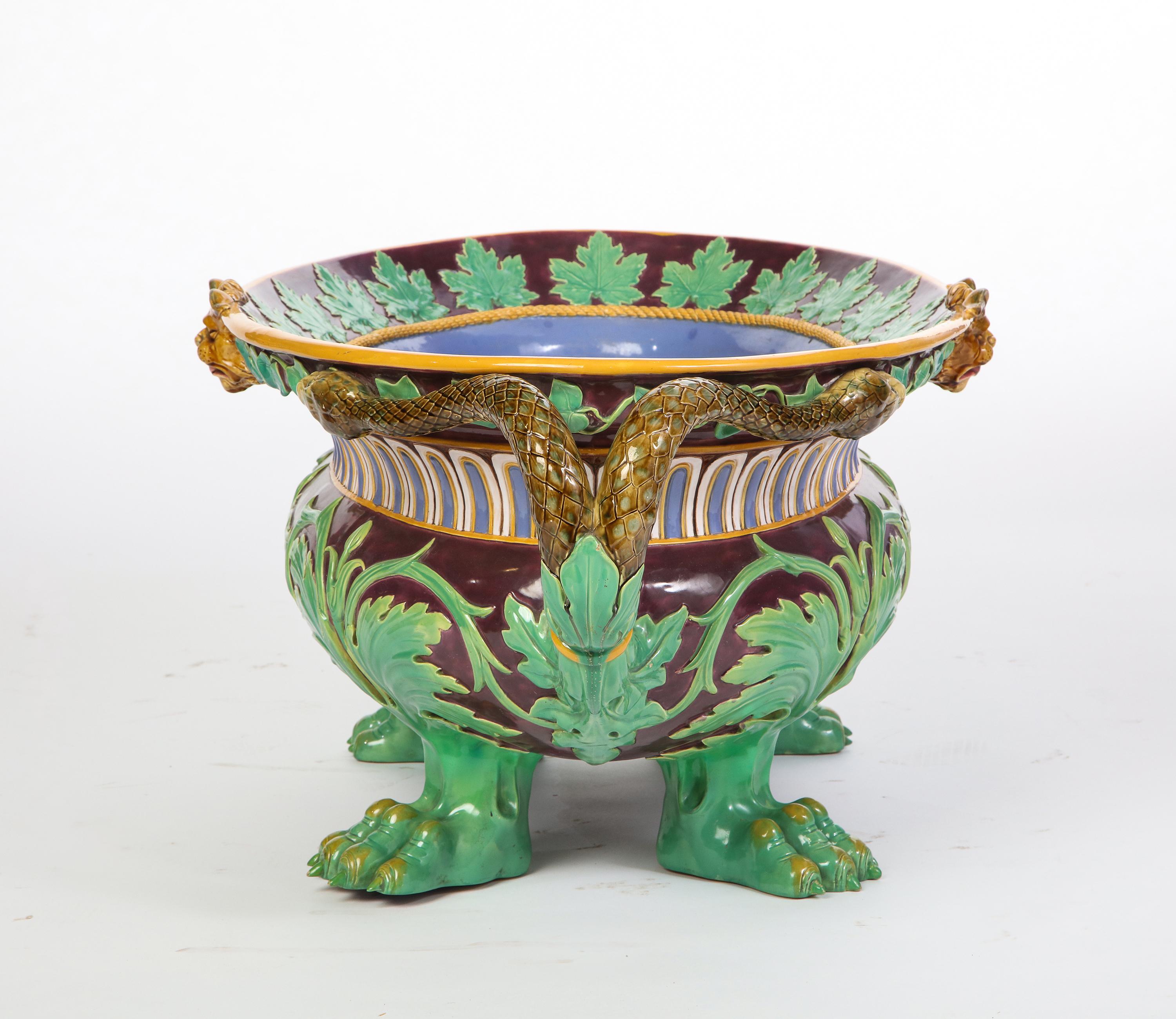 Minton Majolica Aubergine-Ground 'Marochetti' Cistern, Mid-19th Century For Sale 8