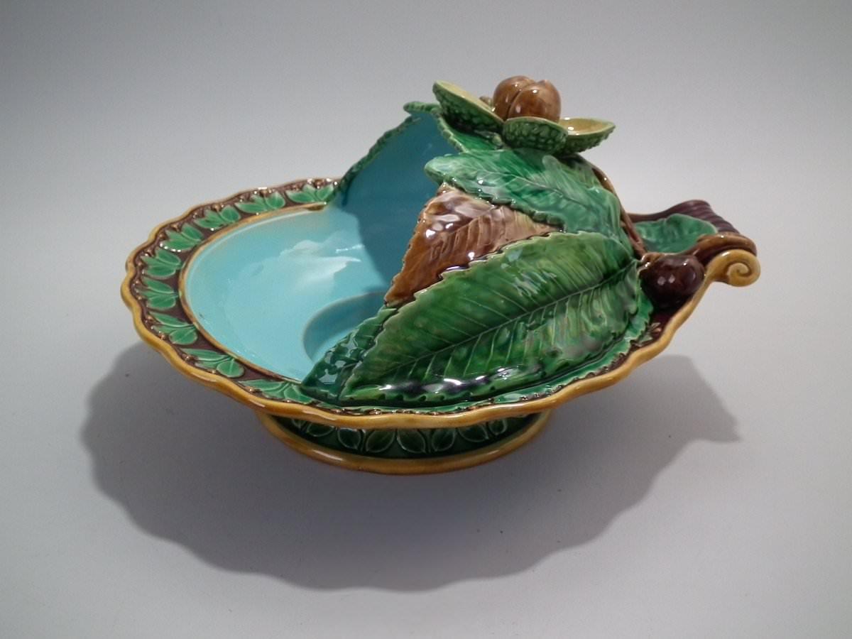 Minton Majolica Chestnut Server For Sale 2