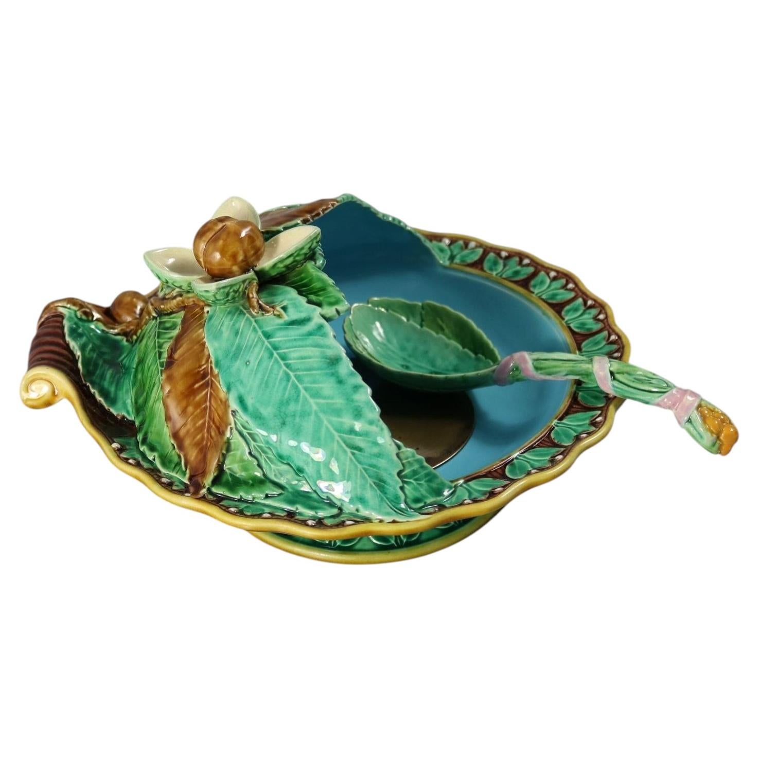Minton Majolica Chestnut Server with Spoon For Sale