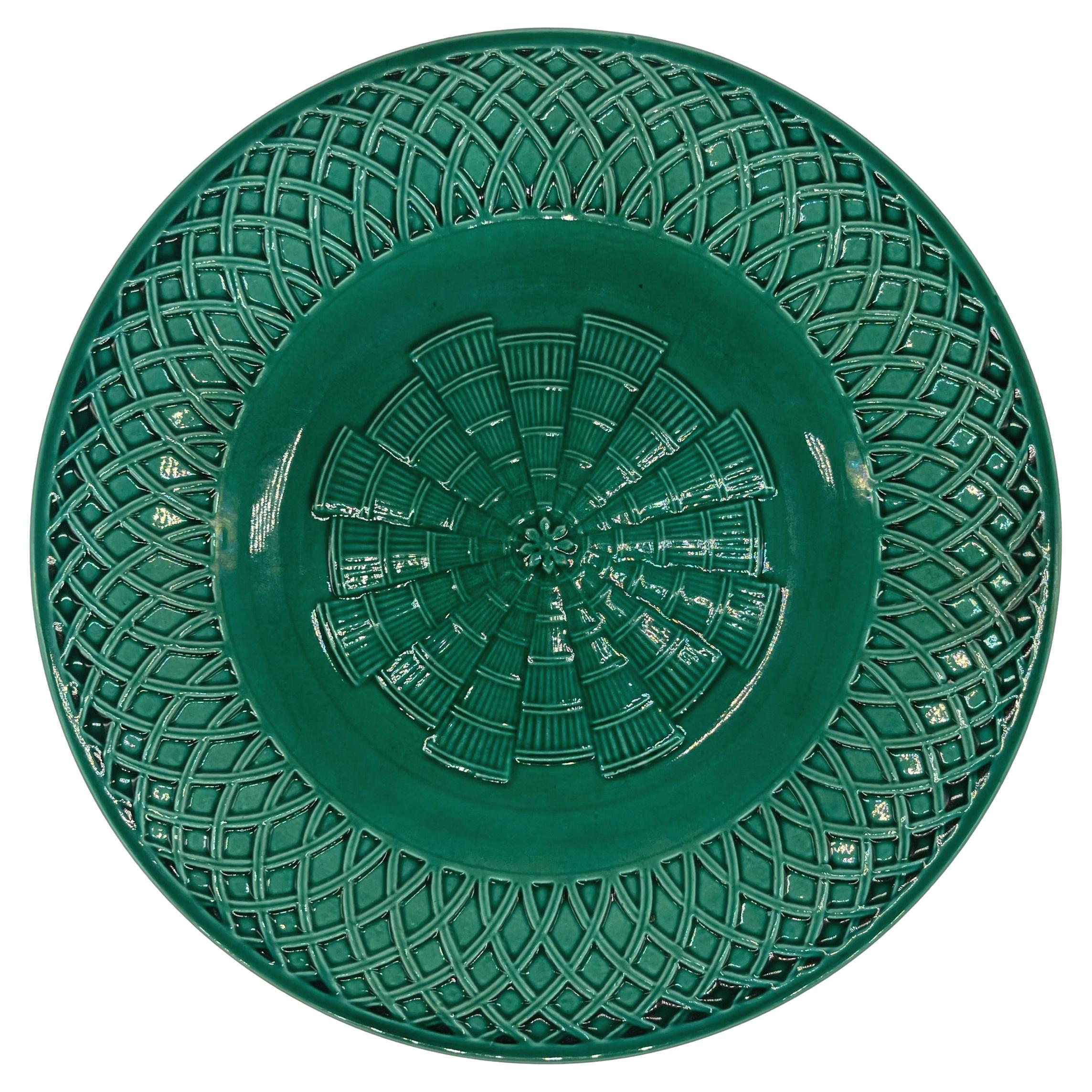 Minton Majolica Émail Ombrant Lattice Green Plate, English, Dated 1872