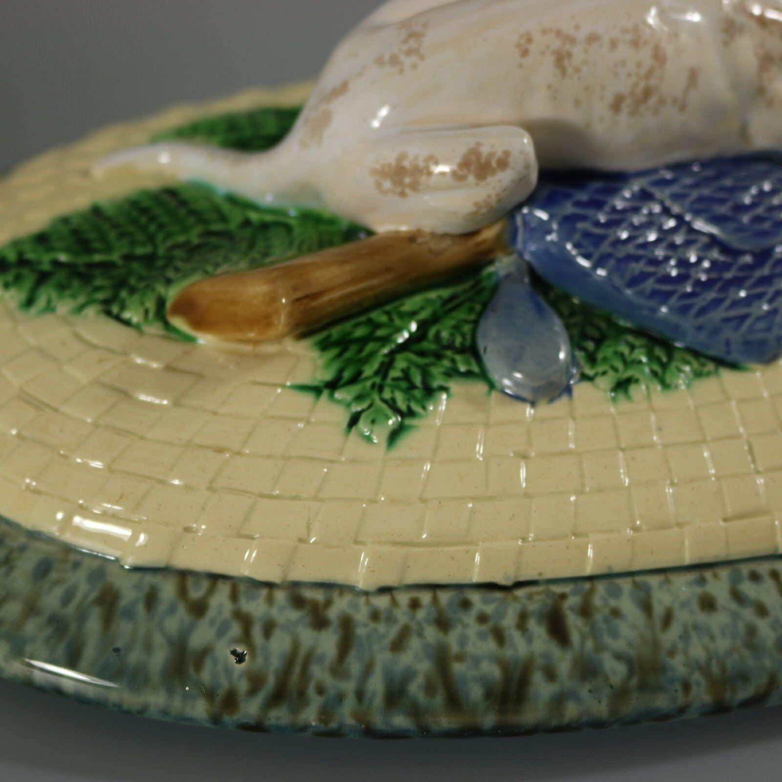 Minton Majolica Game Pie Dish with Gun Dog 9