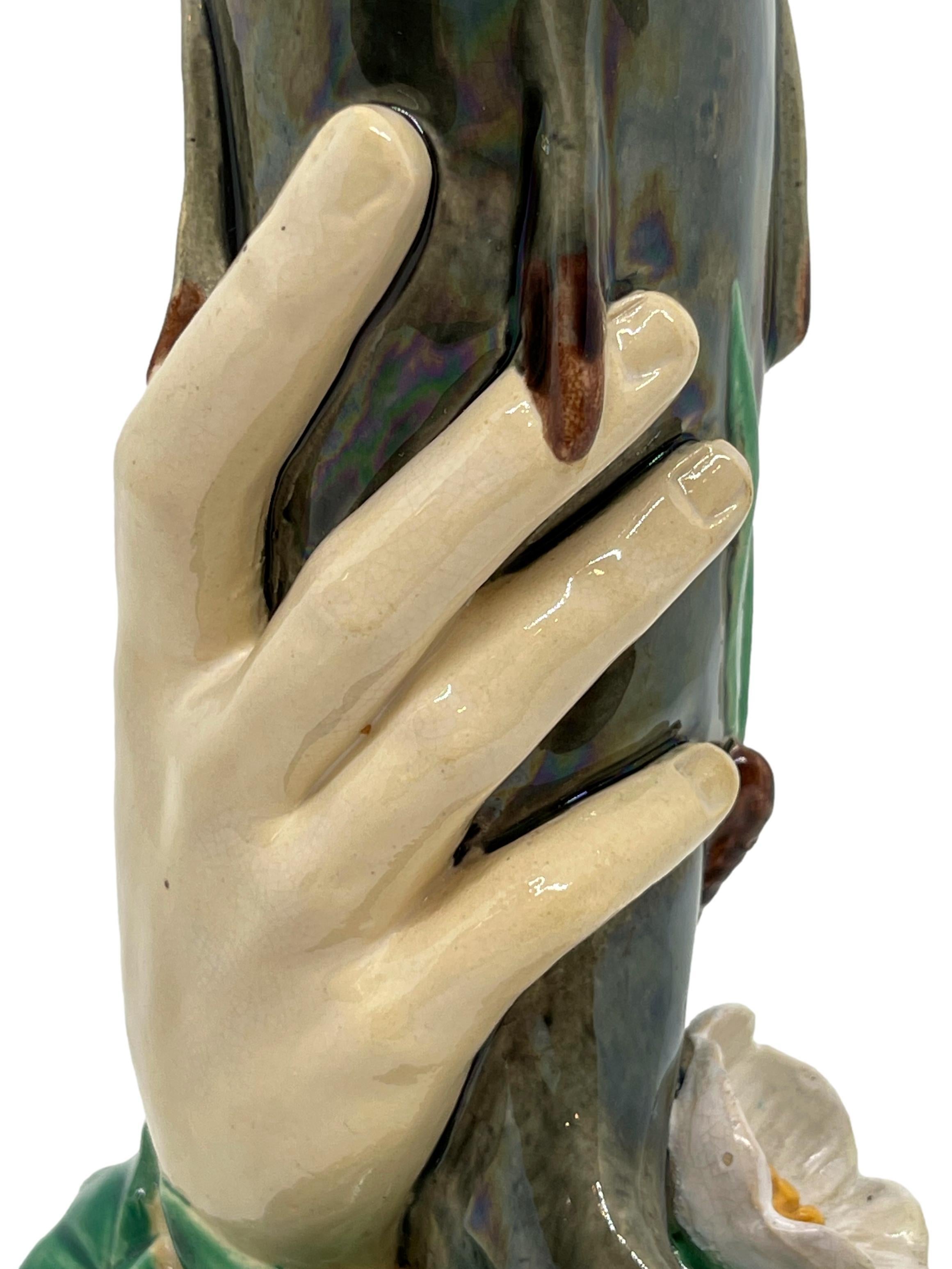 Minton Majolica Hand Holding Fish Vase and Water Lilies Base, Dated 1868 4