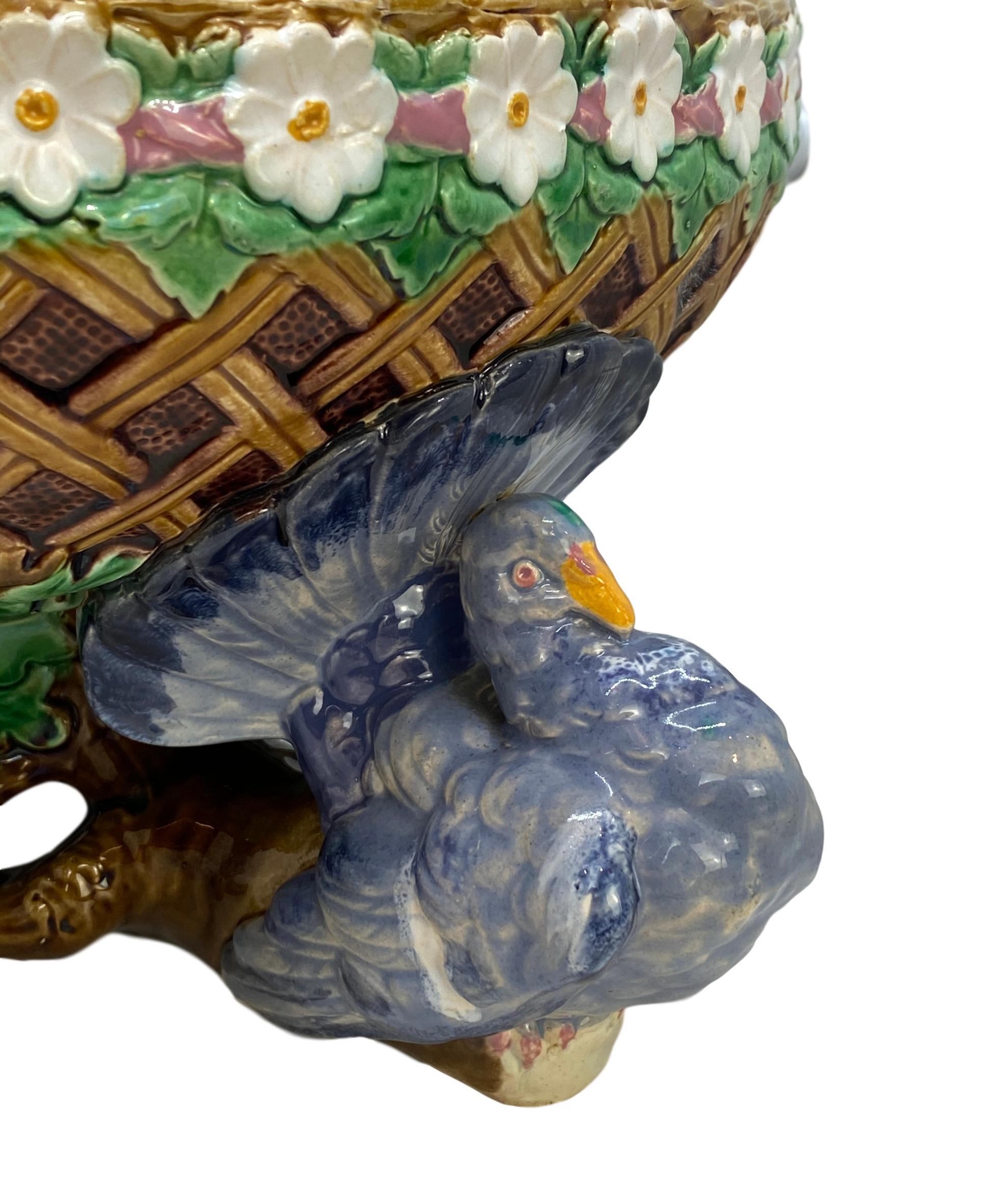 Minton Majolica Large Fruit Bowl with Three Pigeons Support, English, Dated 1870 For Sale 3