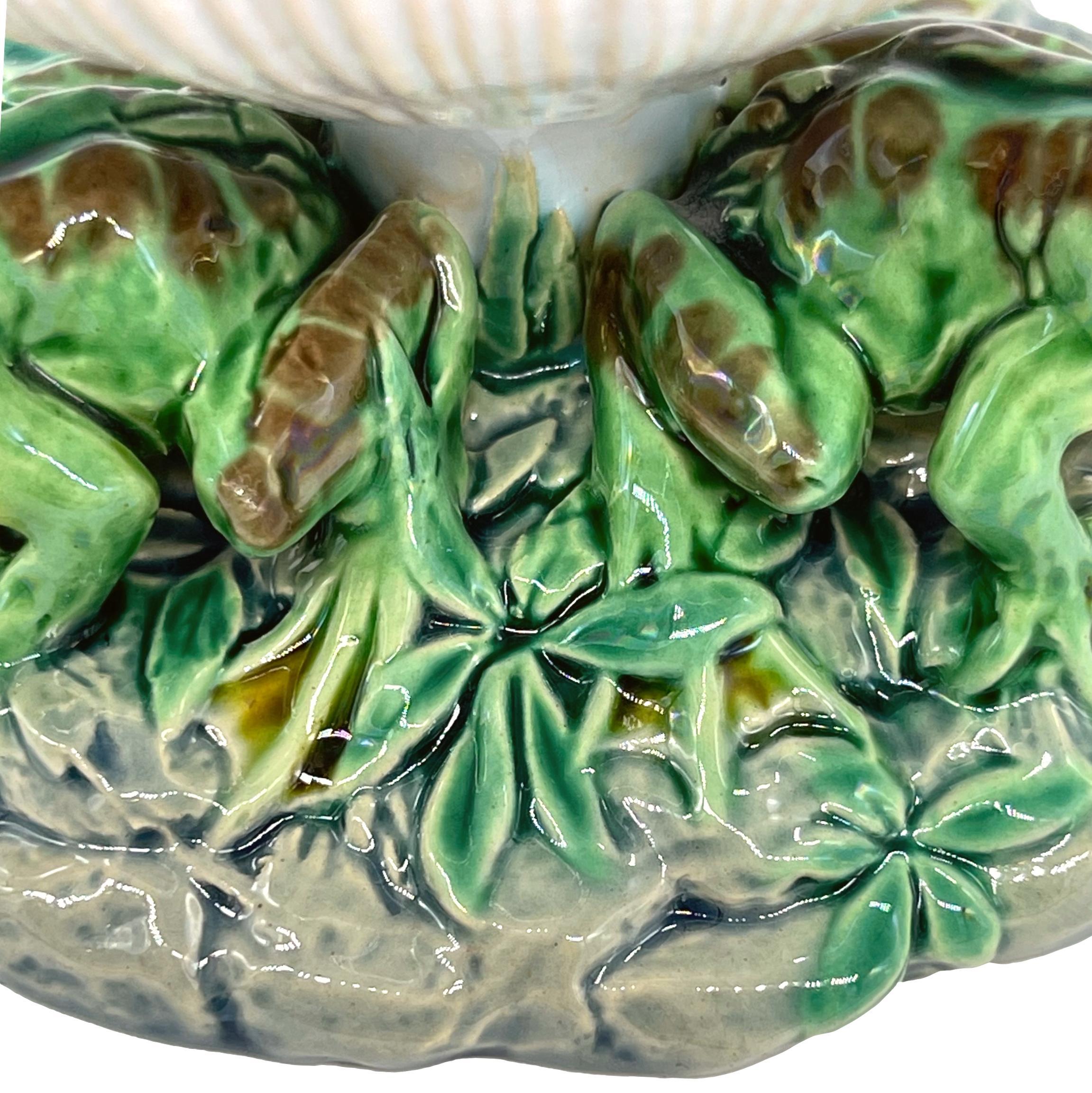 Minton Majolica Mushroom Tazza with Three-Frog Base, English, Dated 1868 For Sale 3