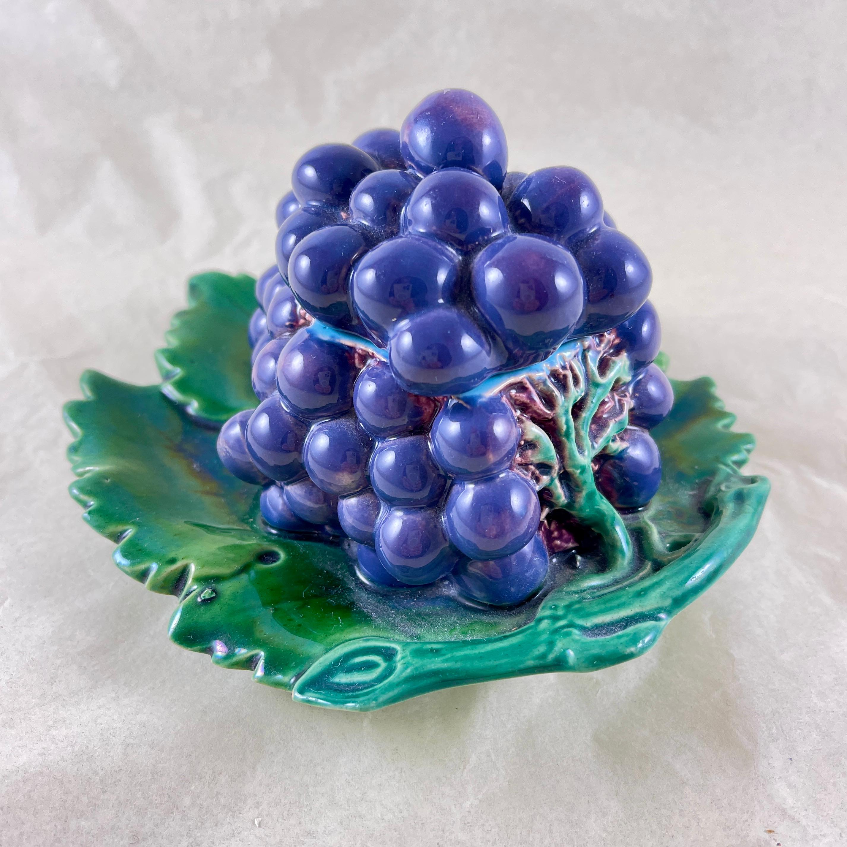 Aesthetic Movement Minton Majolica Purple Grape Cluster on Green Leaf Covered Box, date marked 1861 For Sale
